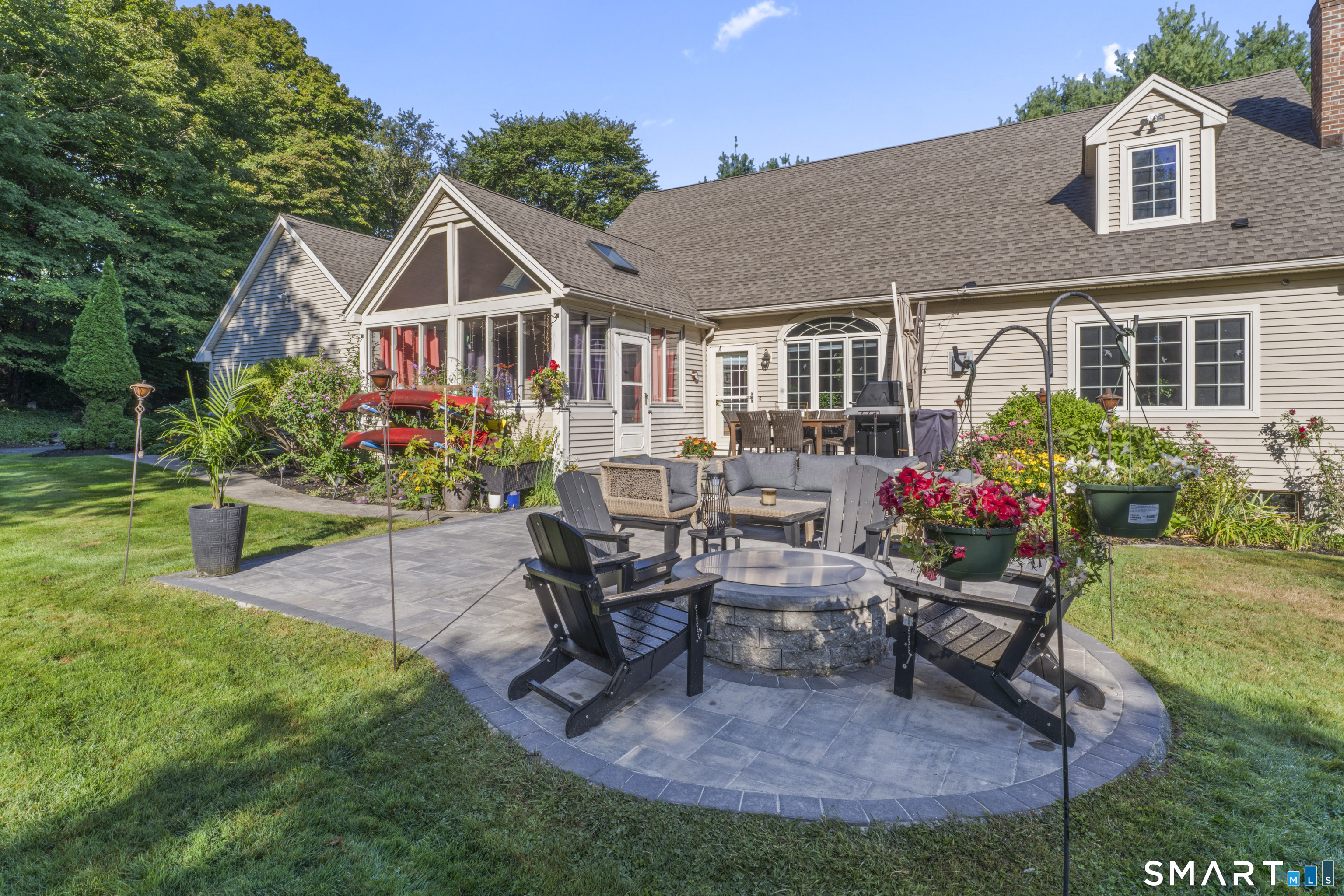 192 North Georges Hill Road