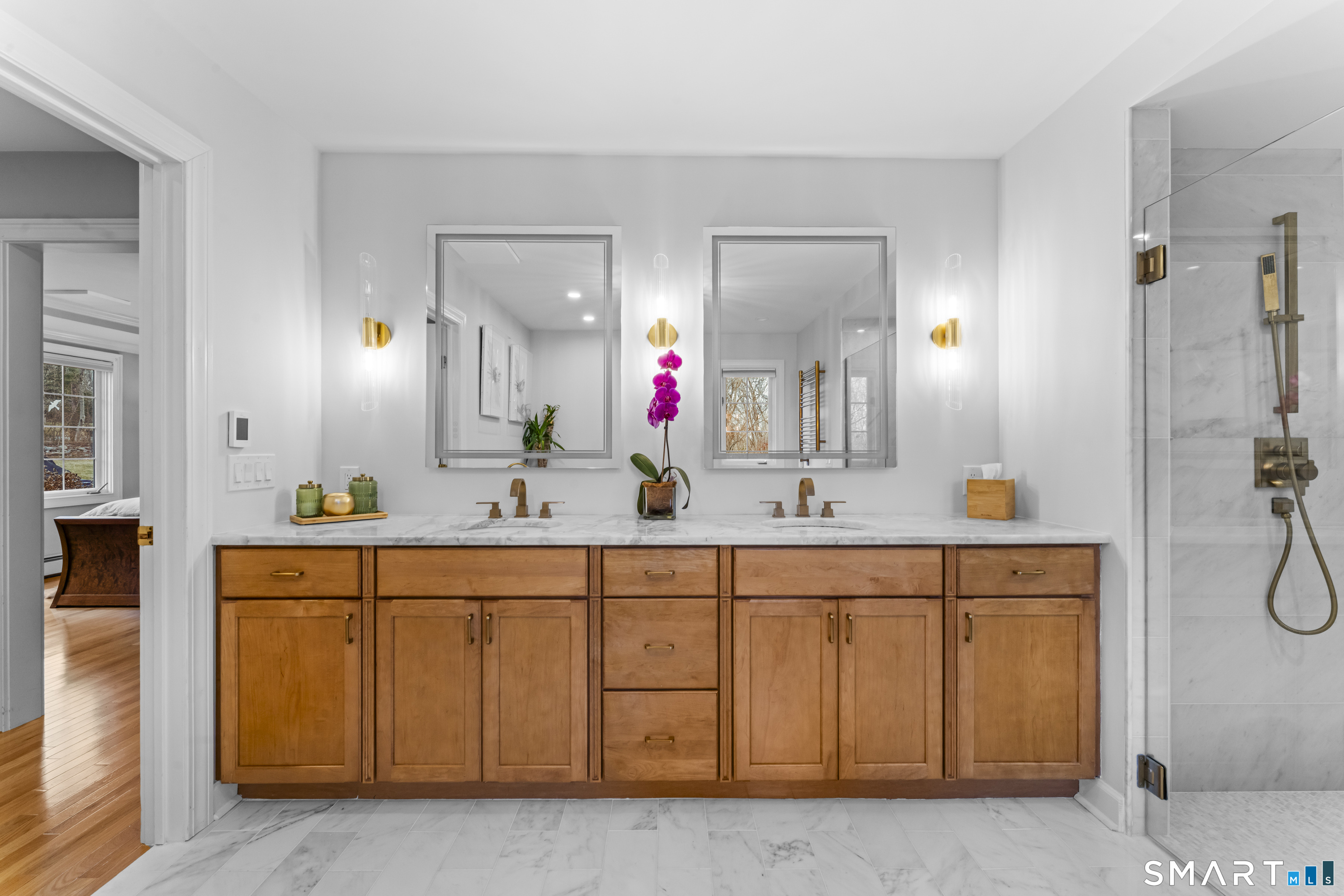 192 North Georges Hill Road