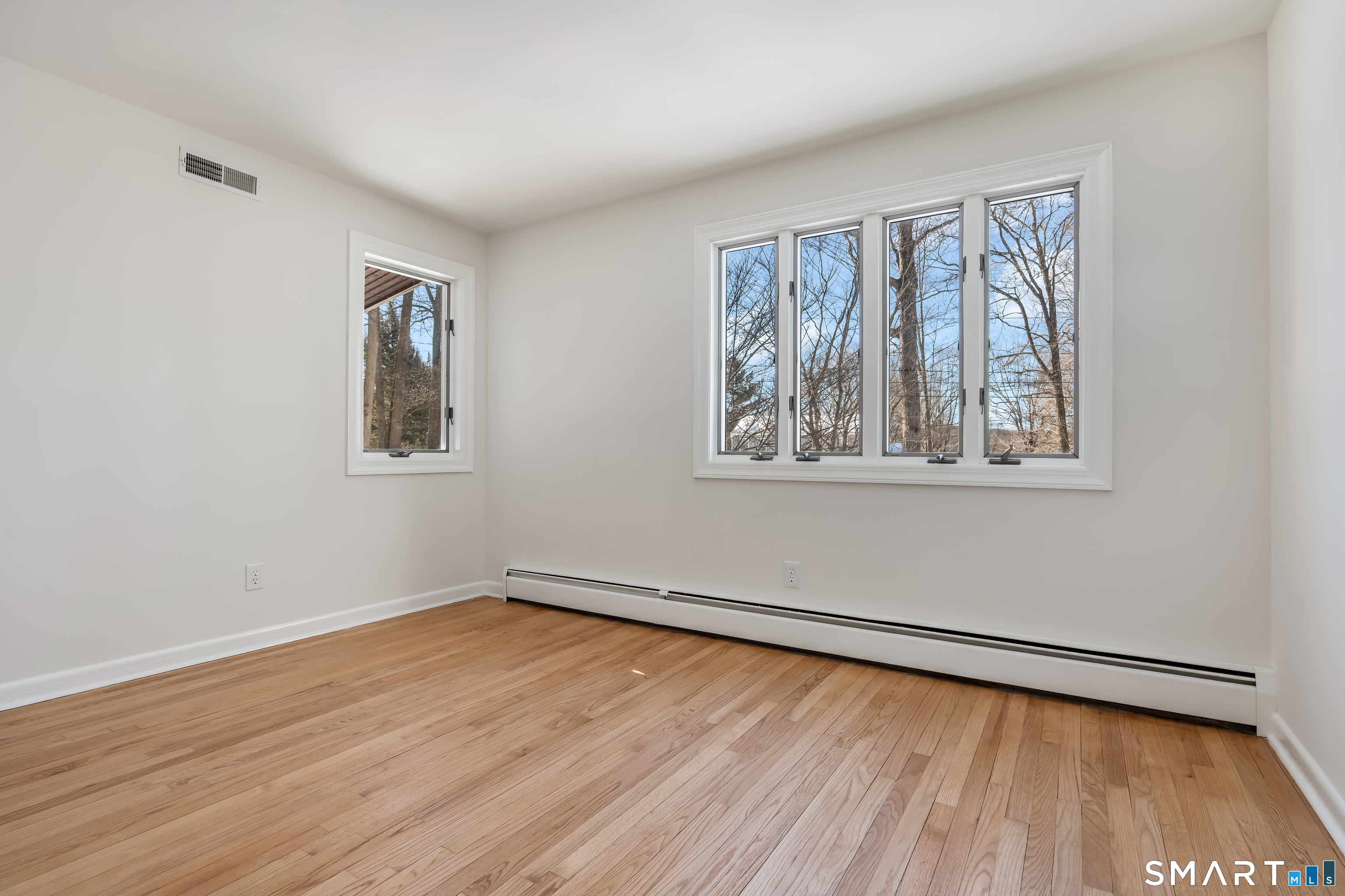 24 Pleasant Hill Road