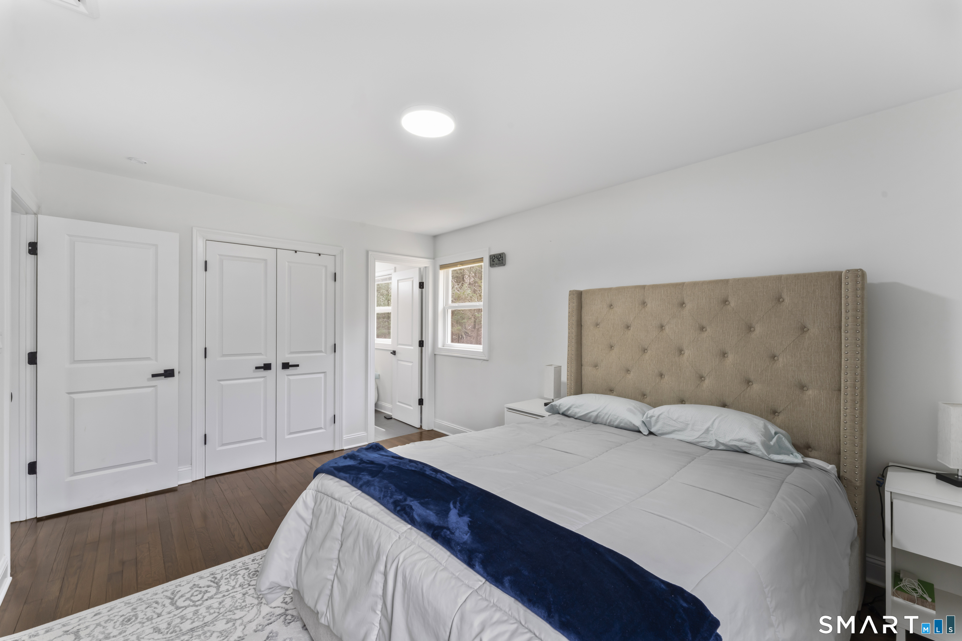 17 Valley Field Road South