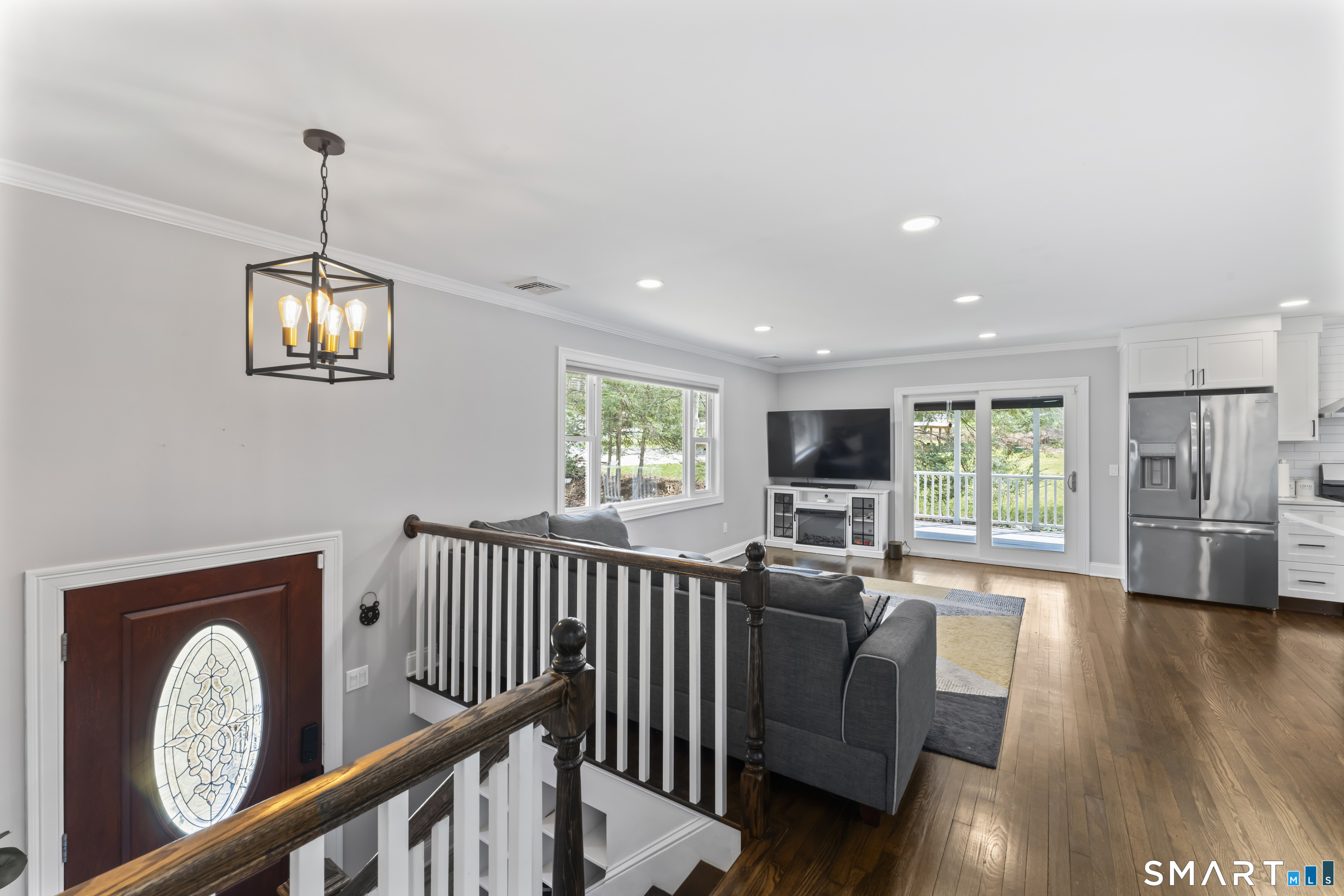 17 Valley Field Road South