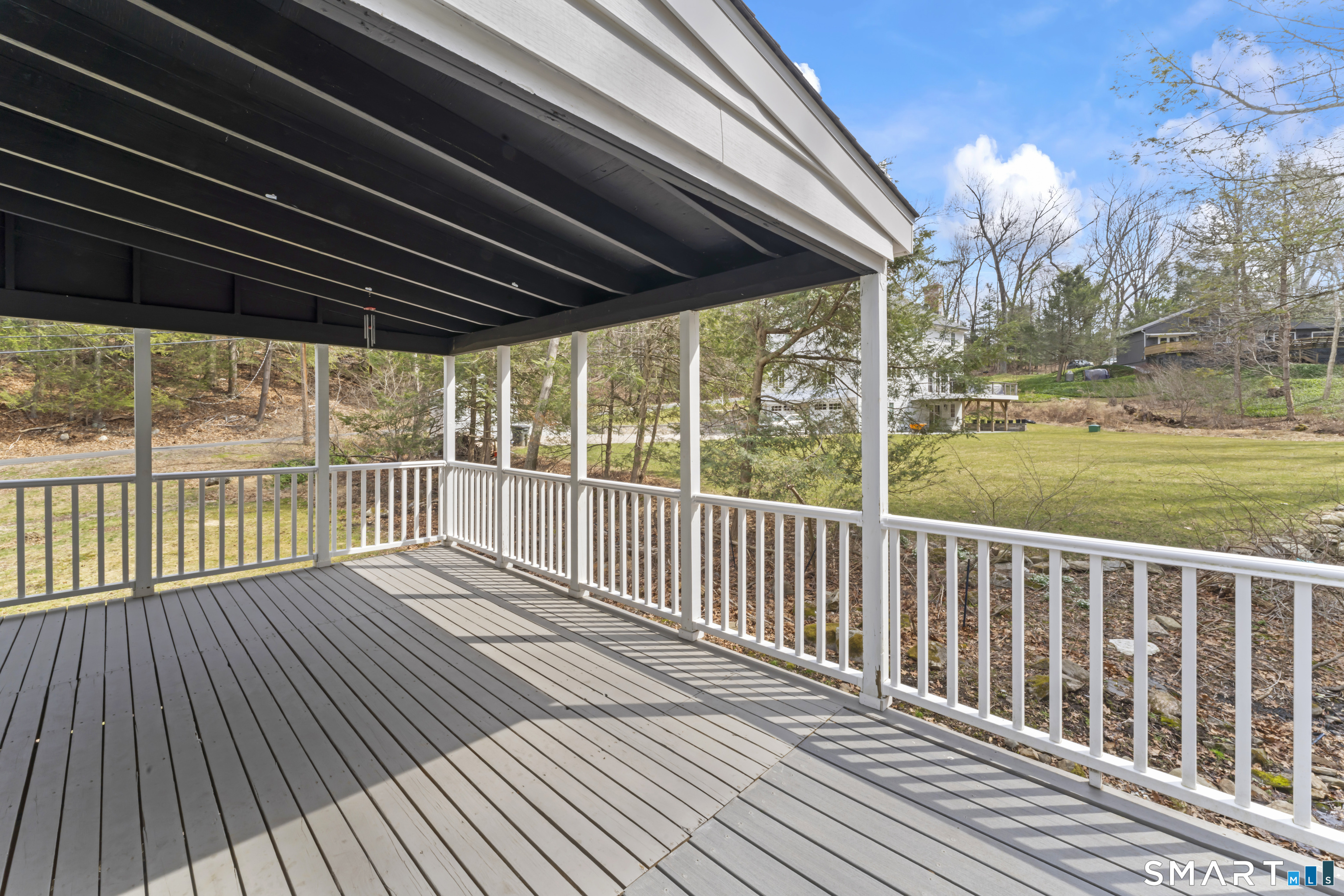 17 Valley Field Road South