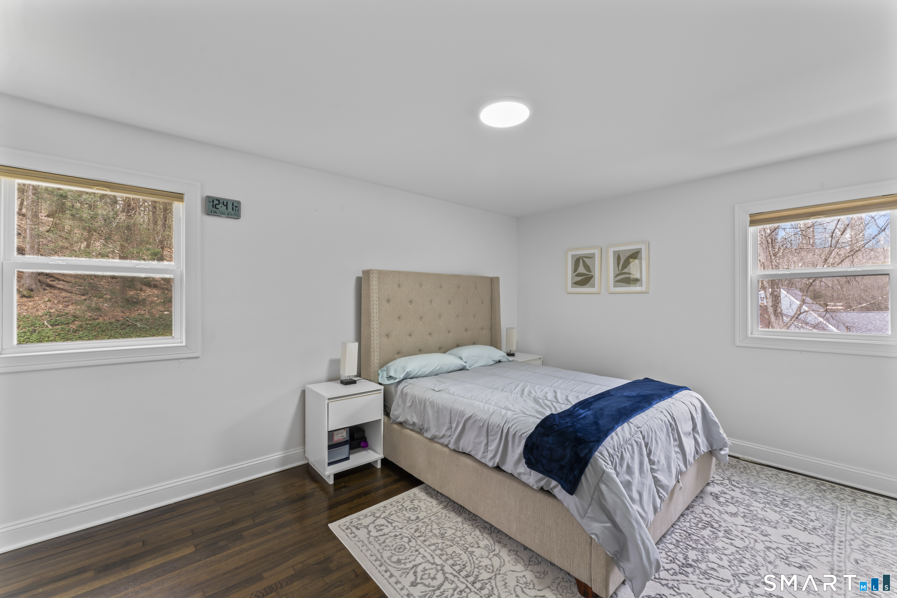 17 Valley Field Road South