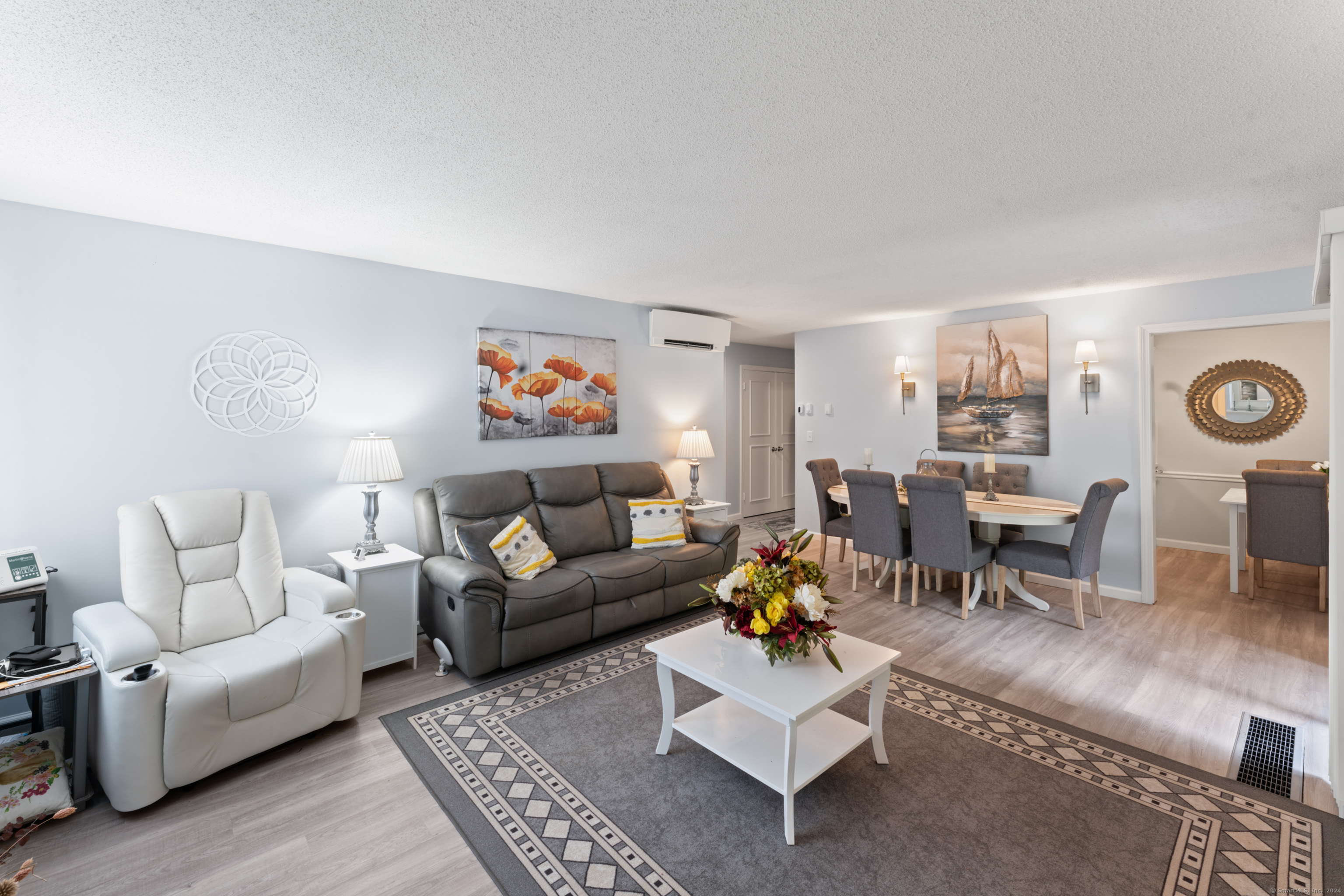 352 Heritage Village B