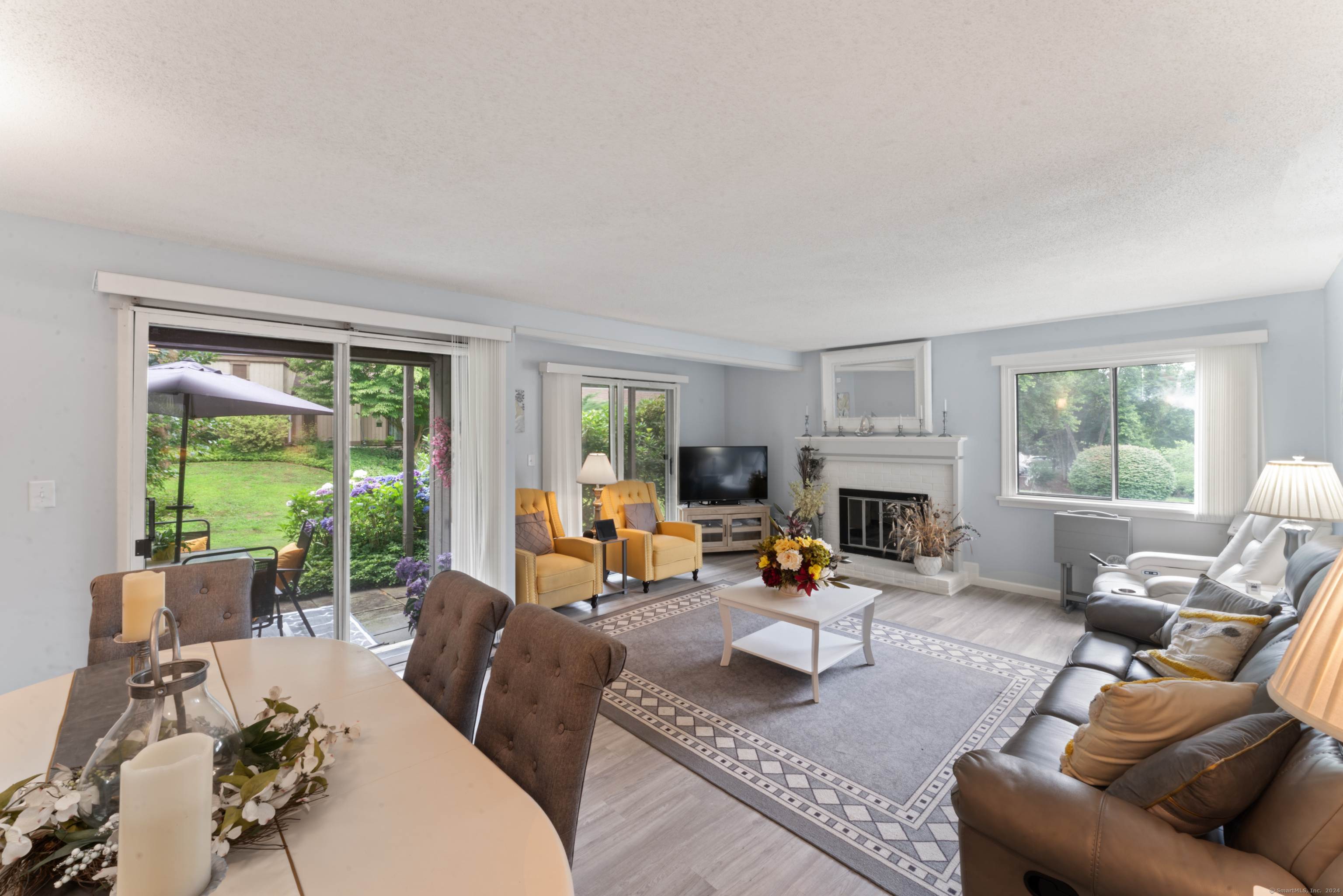 352 Heritage Village B