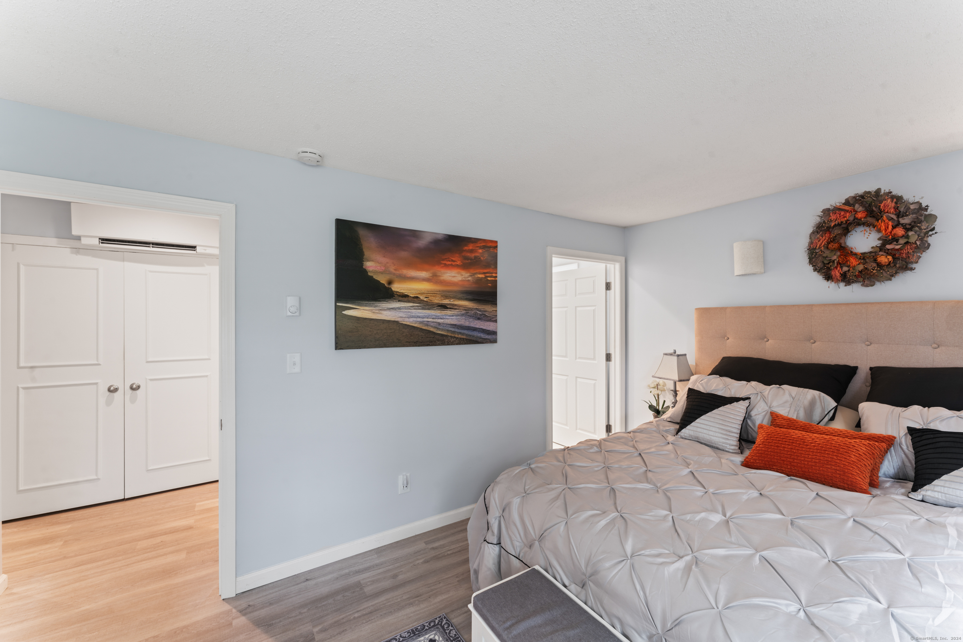 352 Heritage Village B