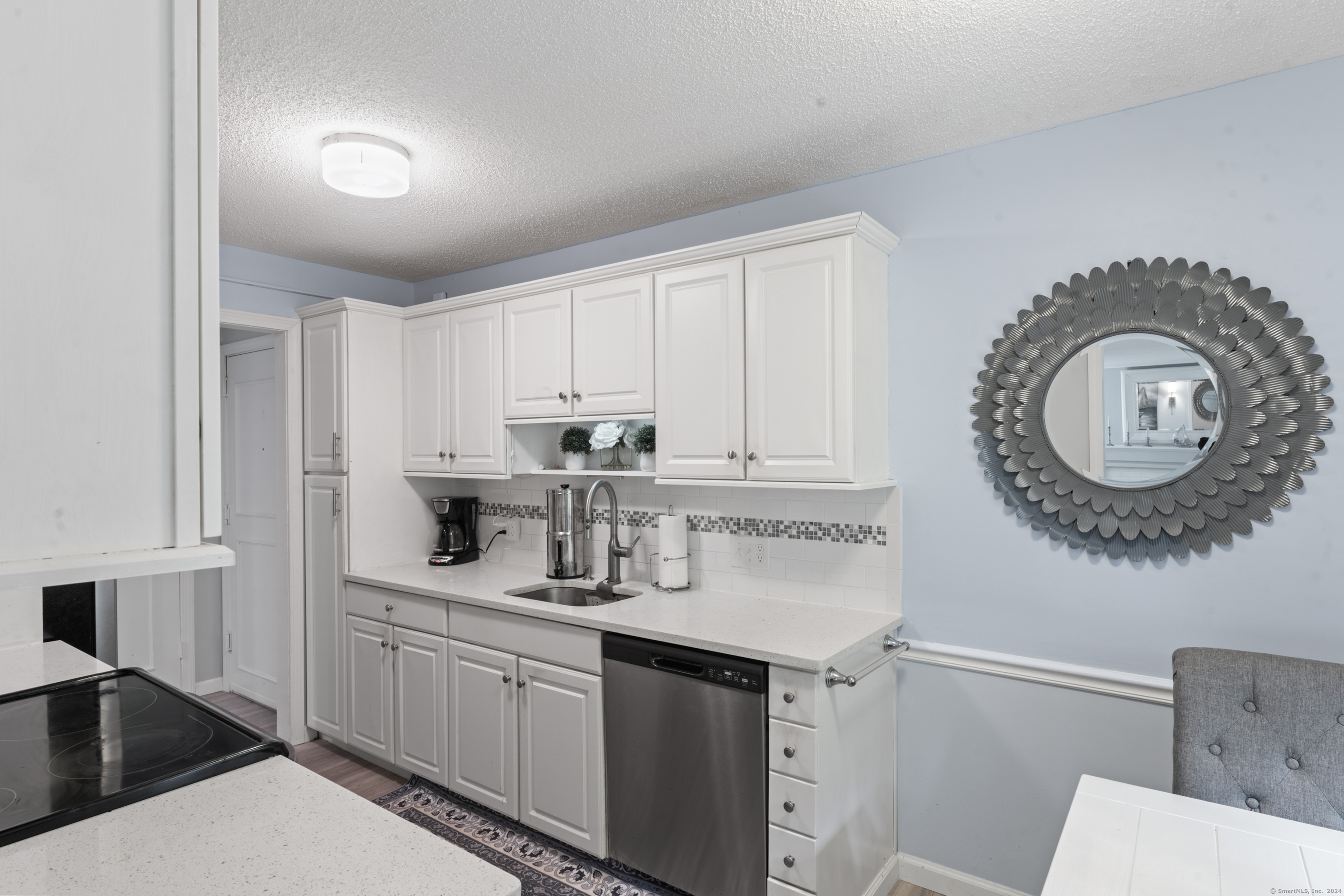 352 Heritage Village B