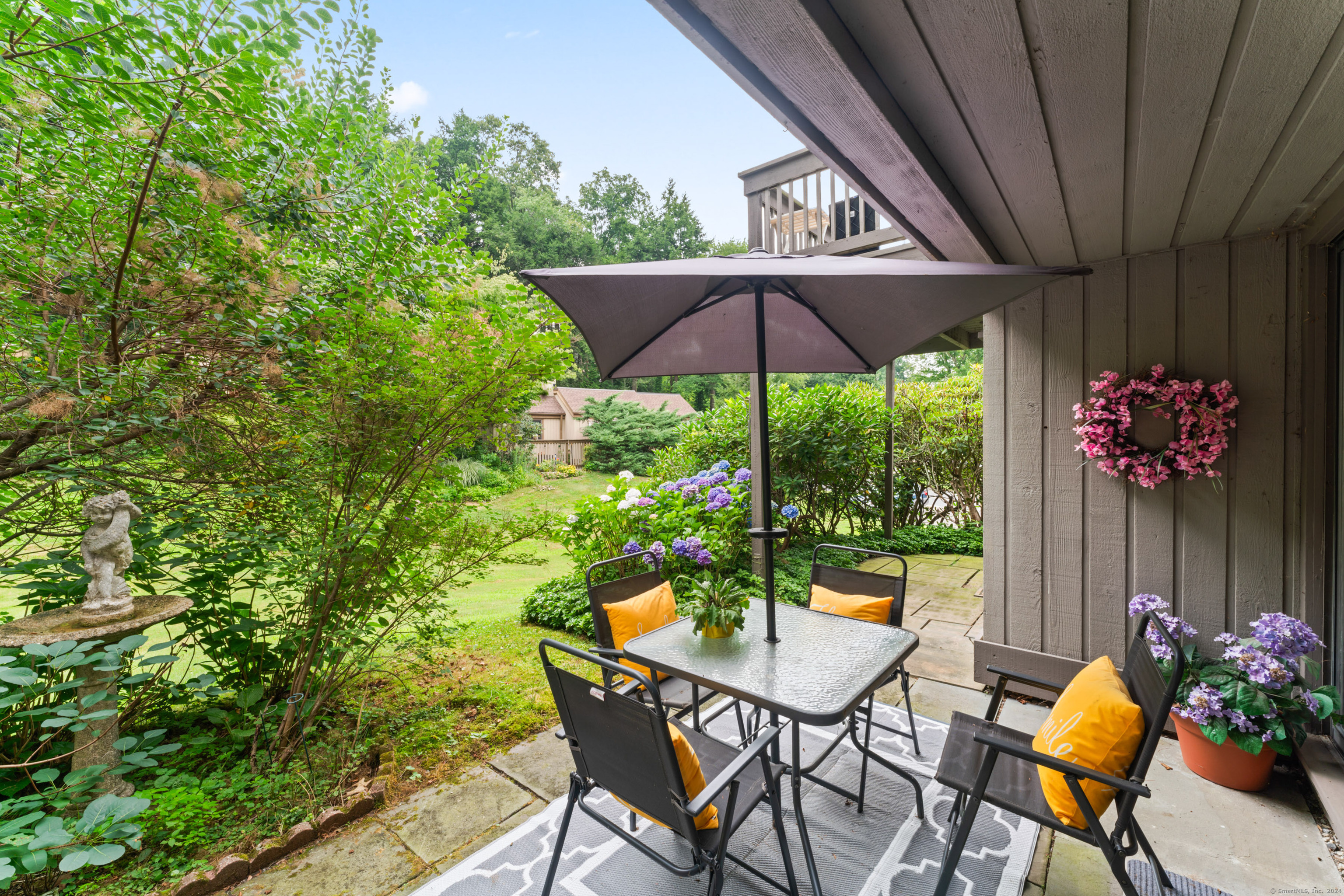 352 Heritage Village B