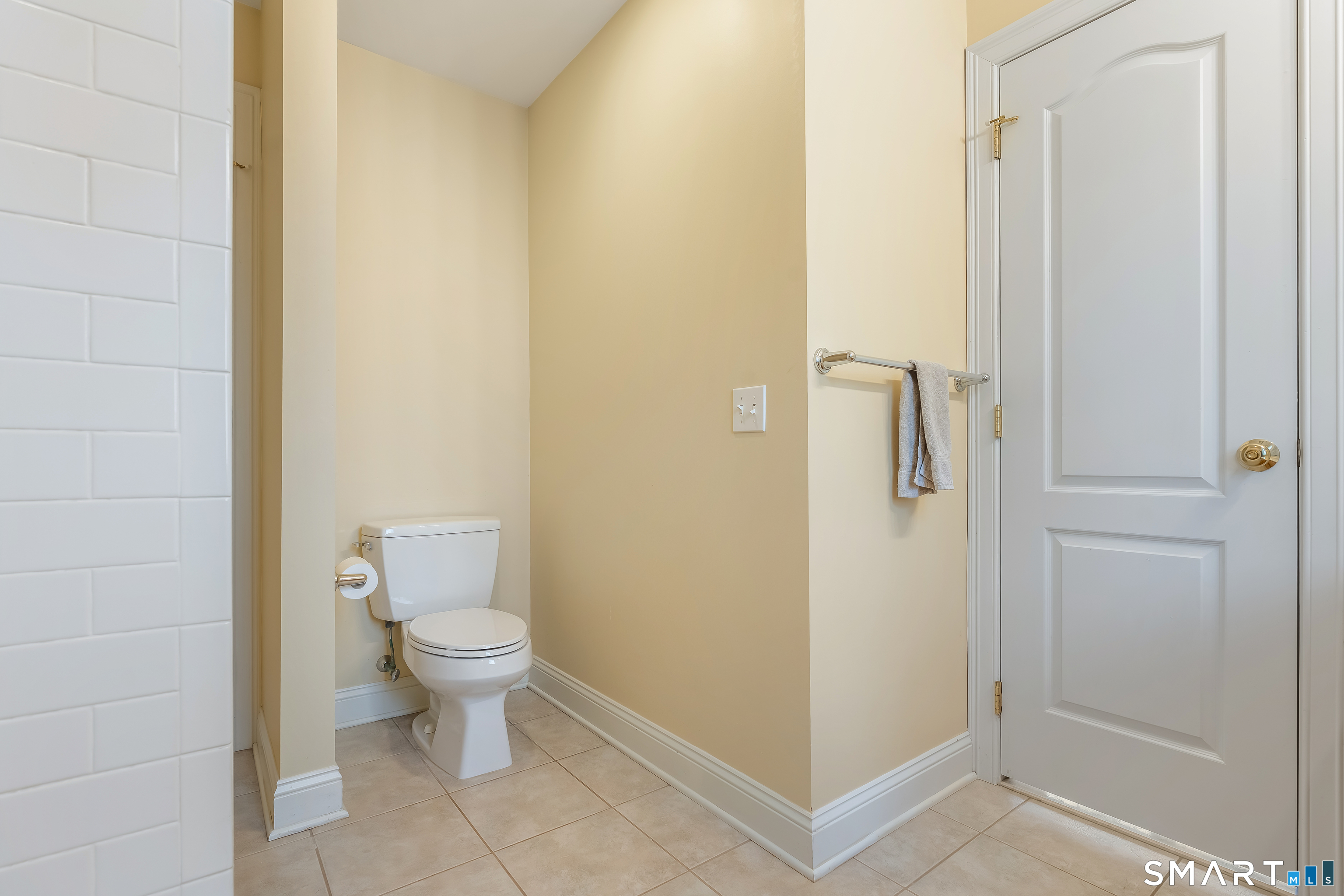 68 Charter Ridge Drive