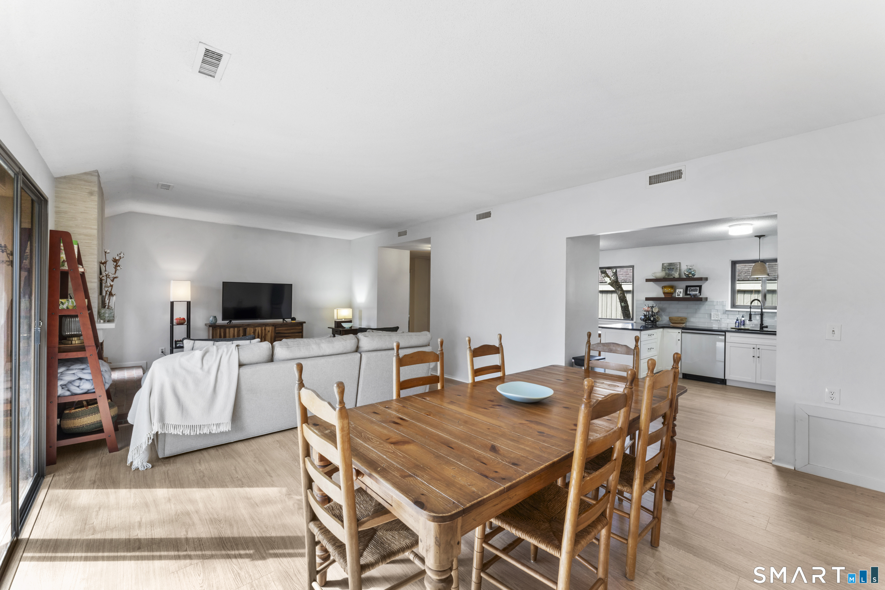 640 Heritage Village B