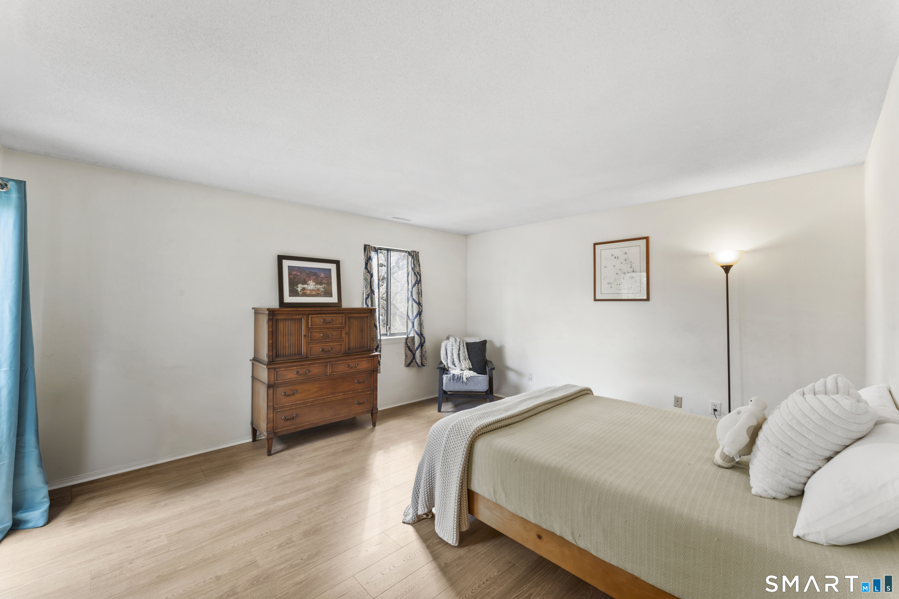 640 Heritage Village B