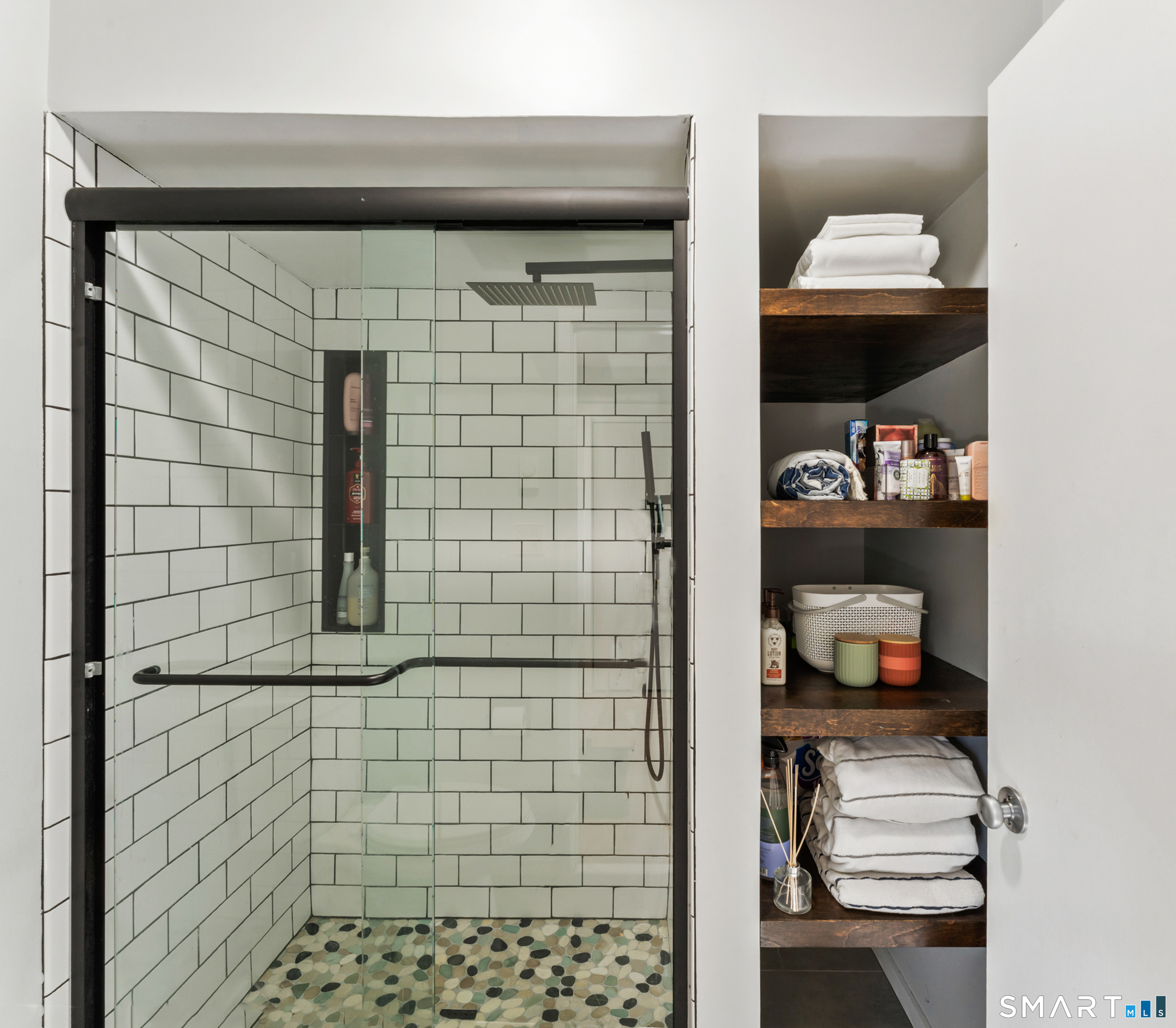 640 Heritage Village B