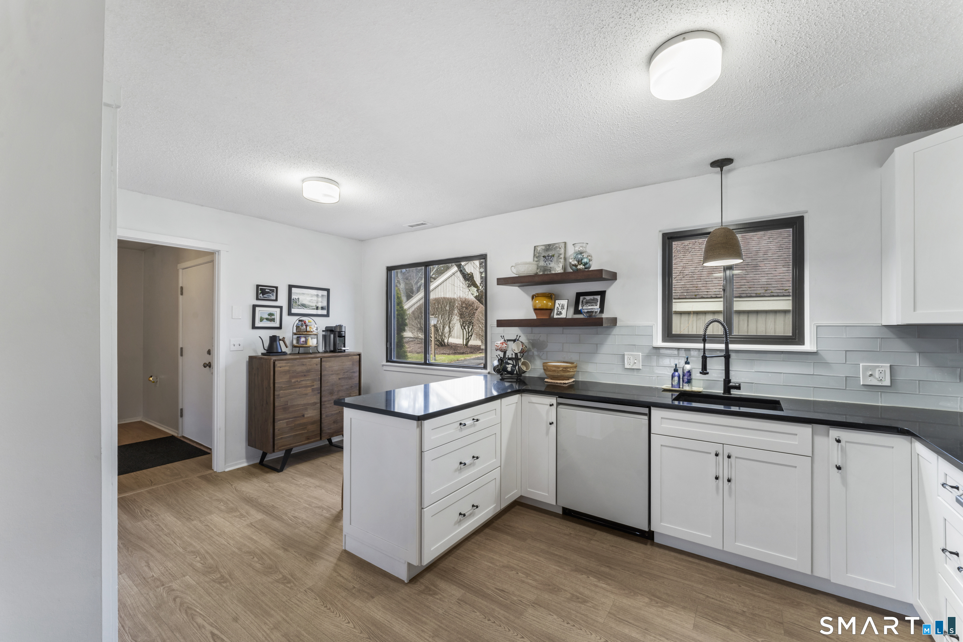 640 Heritage Village B