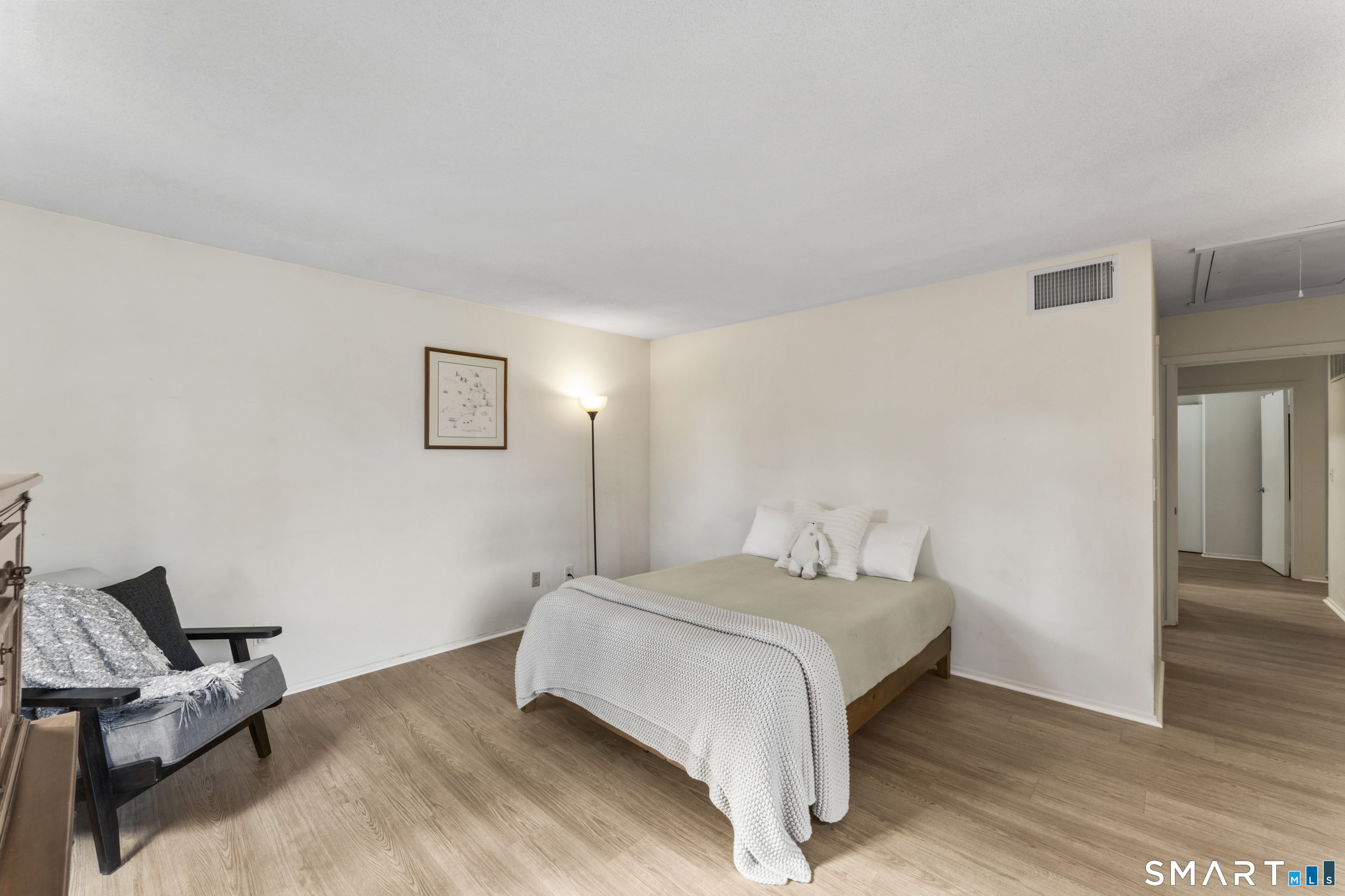 640 Heritage Village B