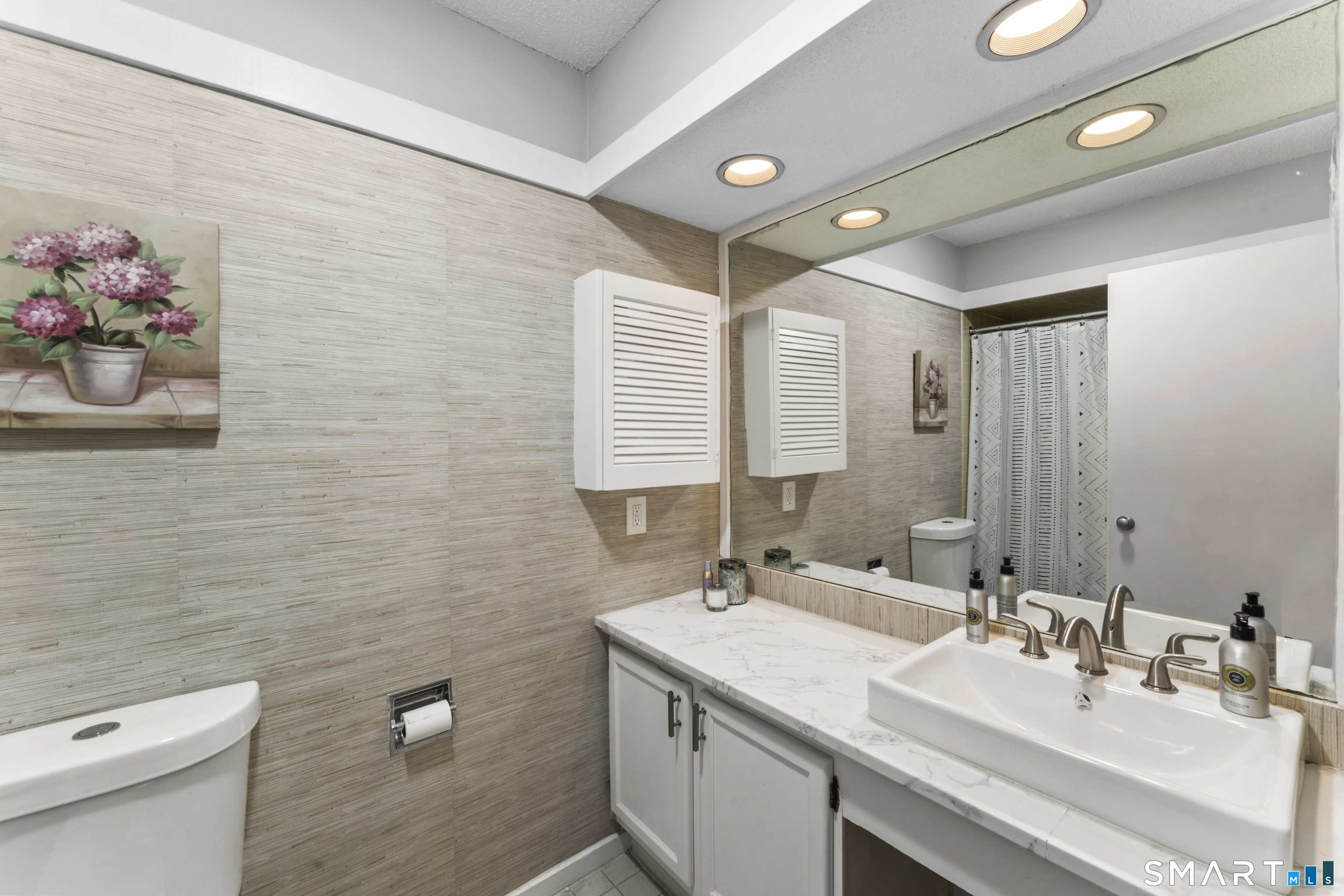 640 Heritage Village B