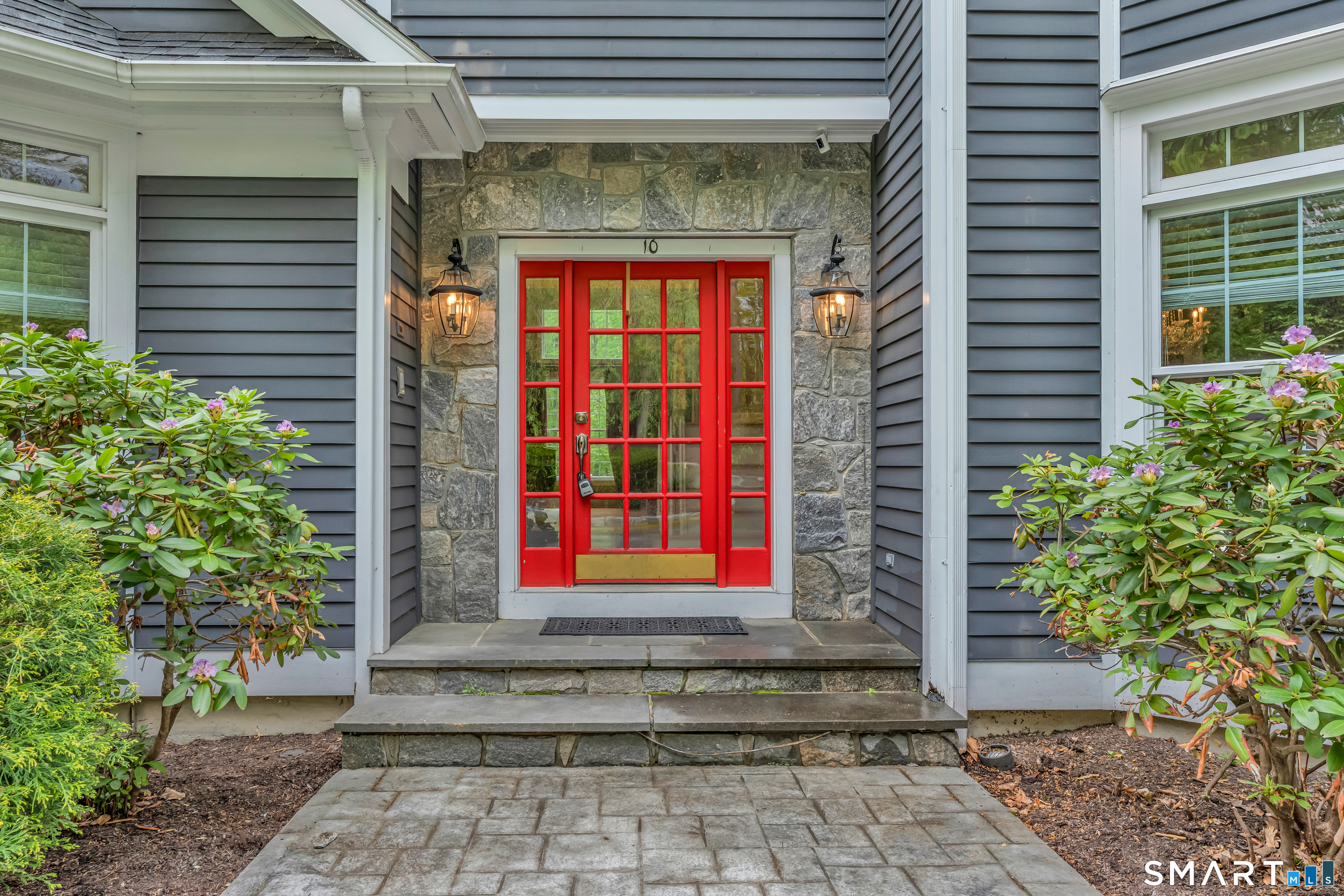 10 Arthurs Court