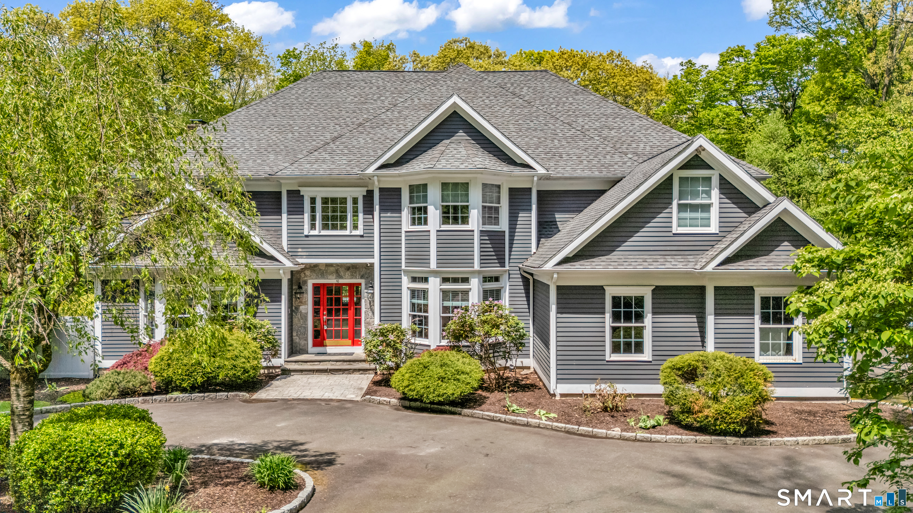 10 Arthurs Court