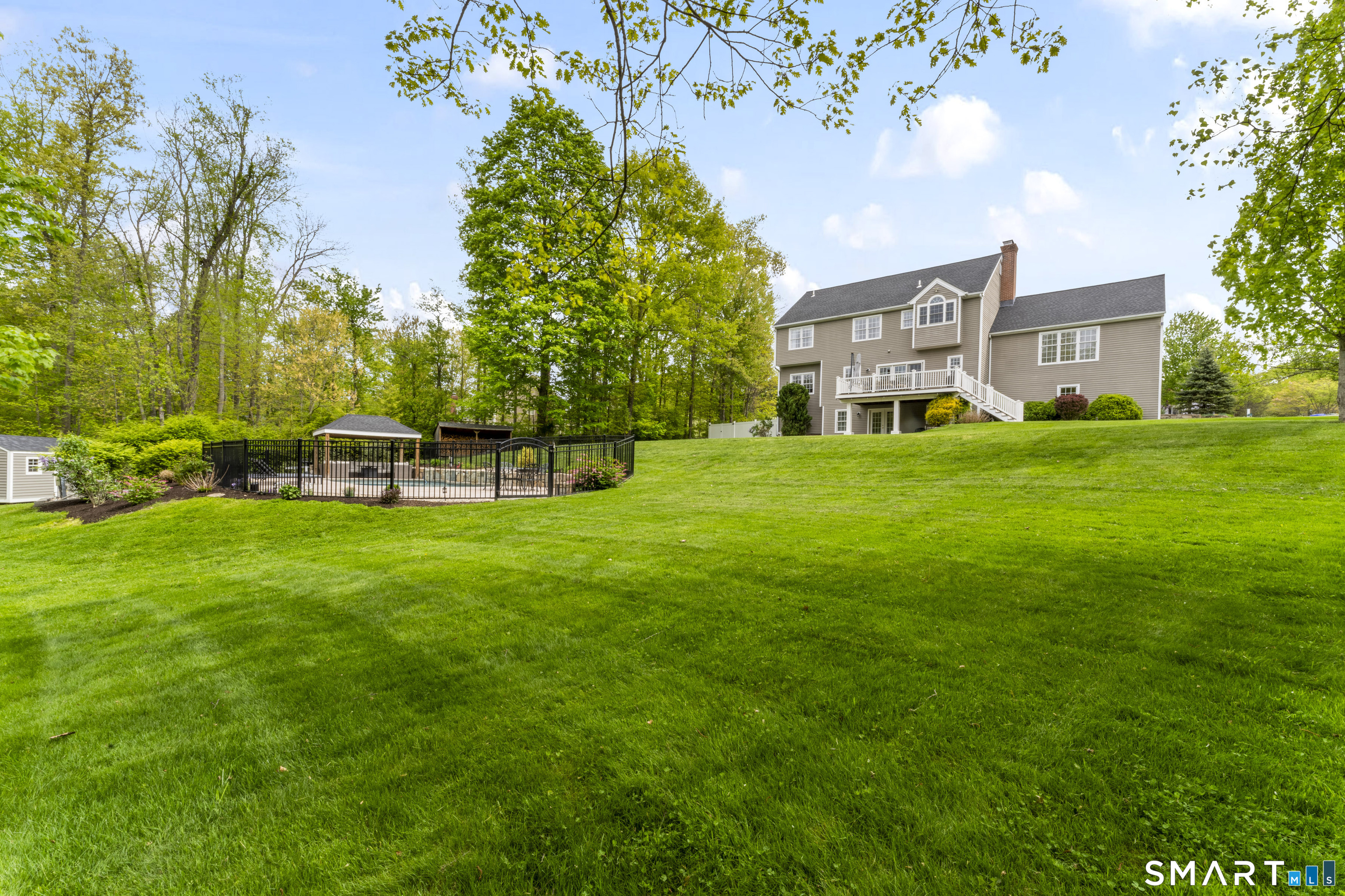 41 Charter Ridge Drive
