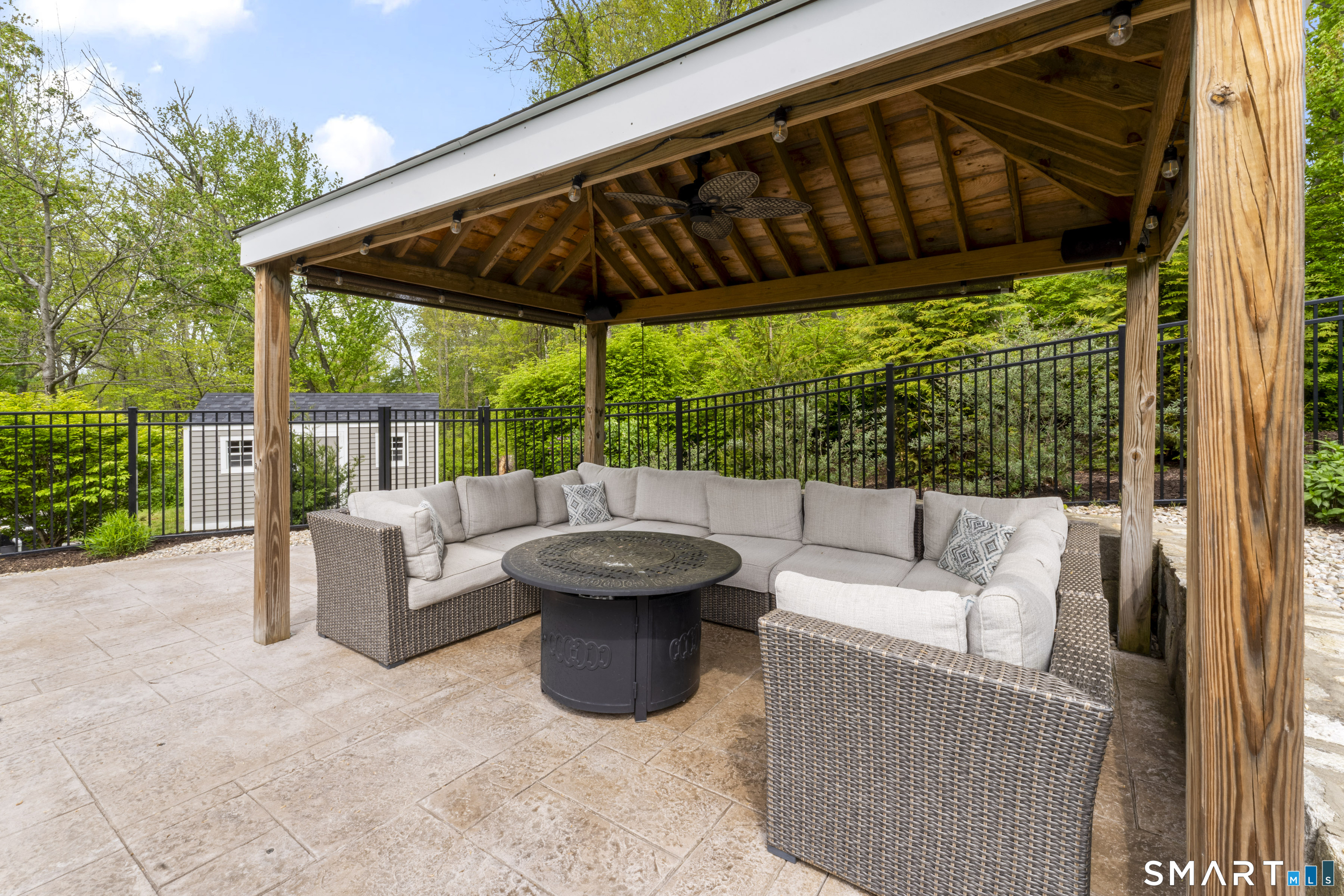 41 Charter Ridge Drive