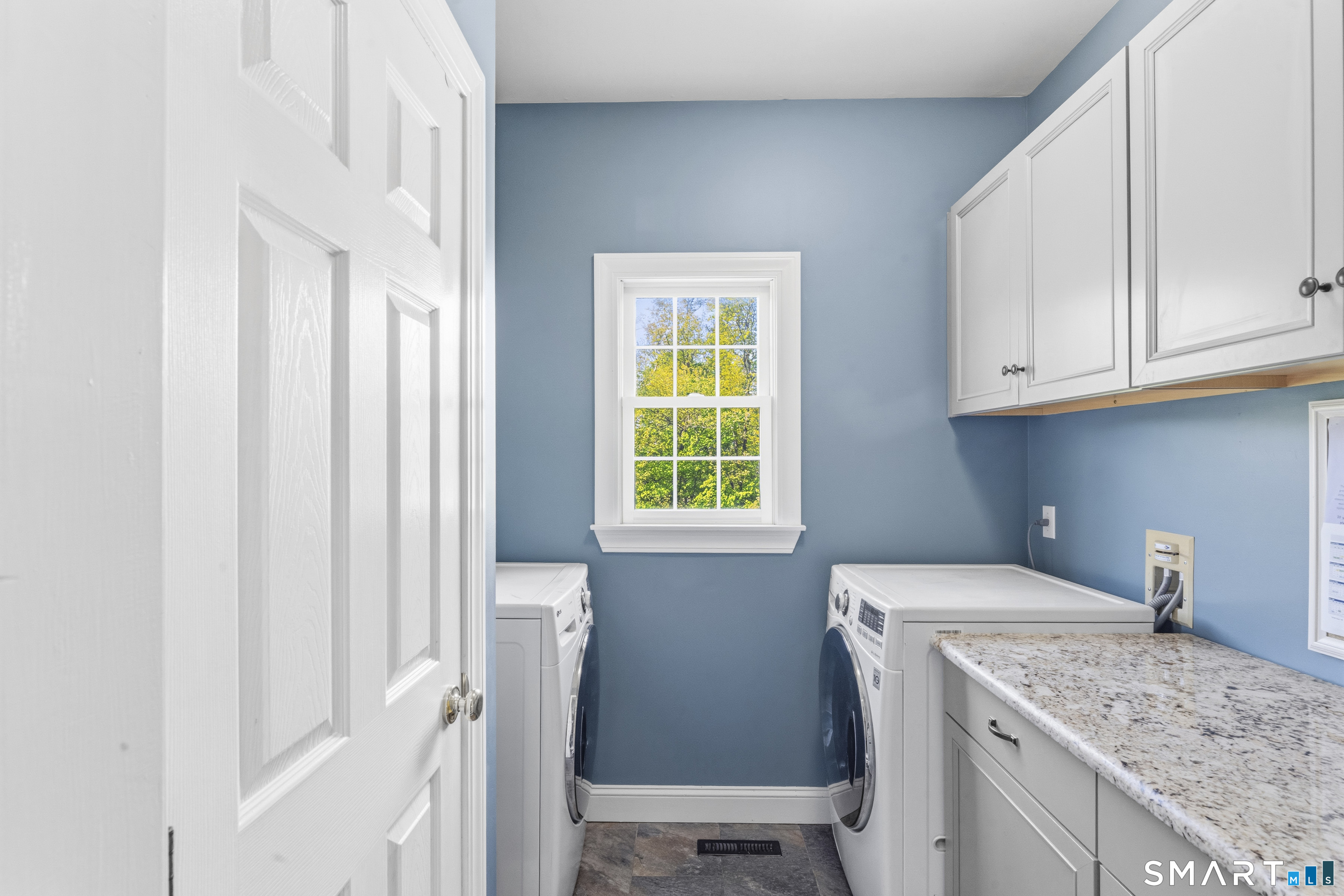 41 Charter Ridge Drive