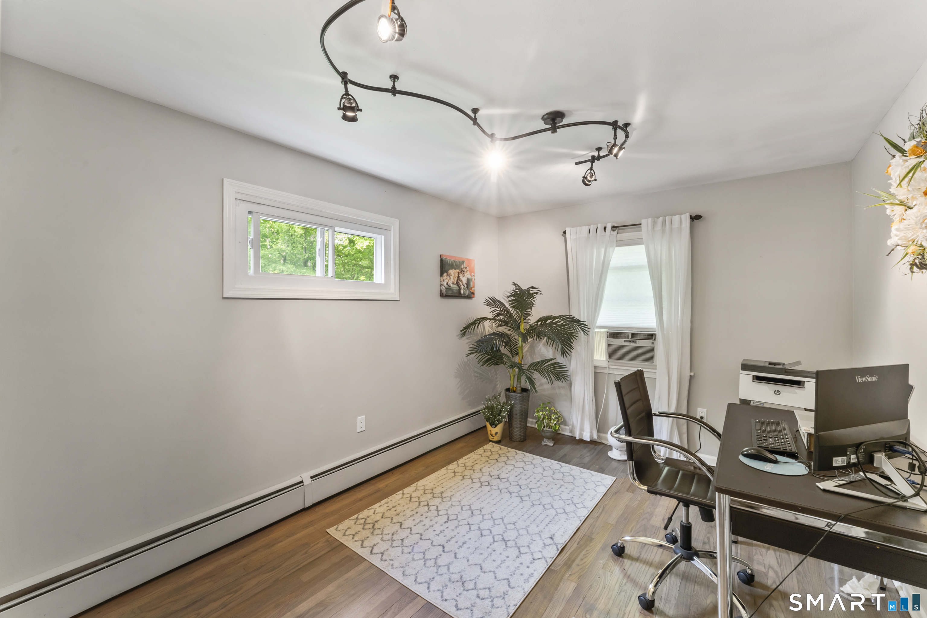 24 Beechwood Drive