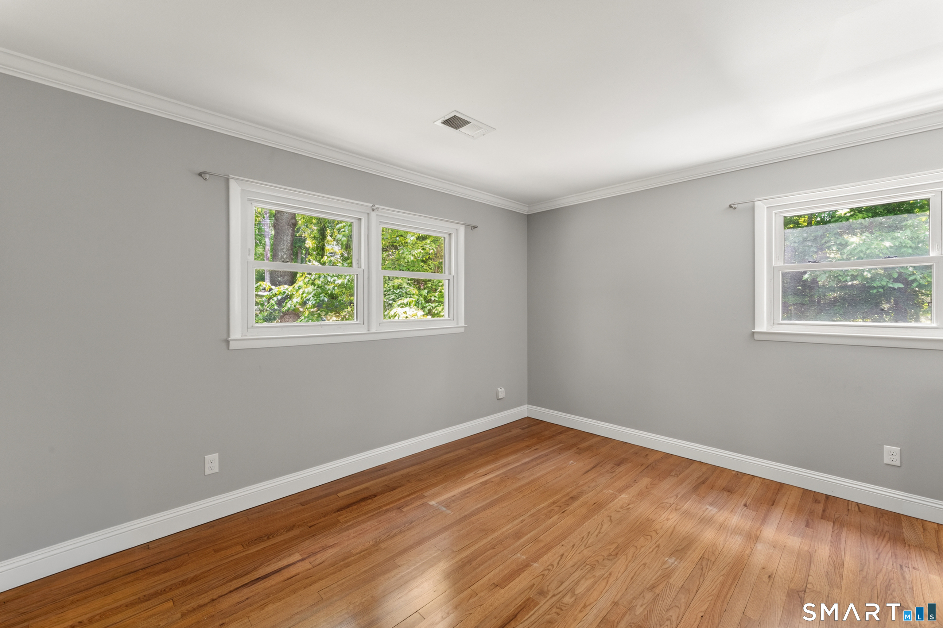14 Deerfield Drive