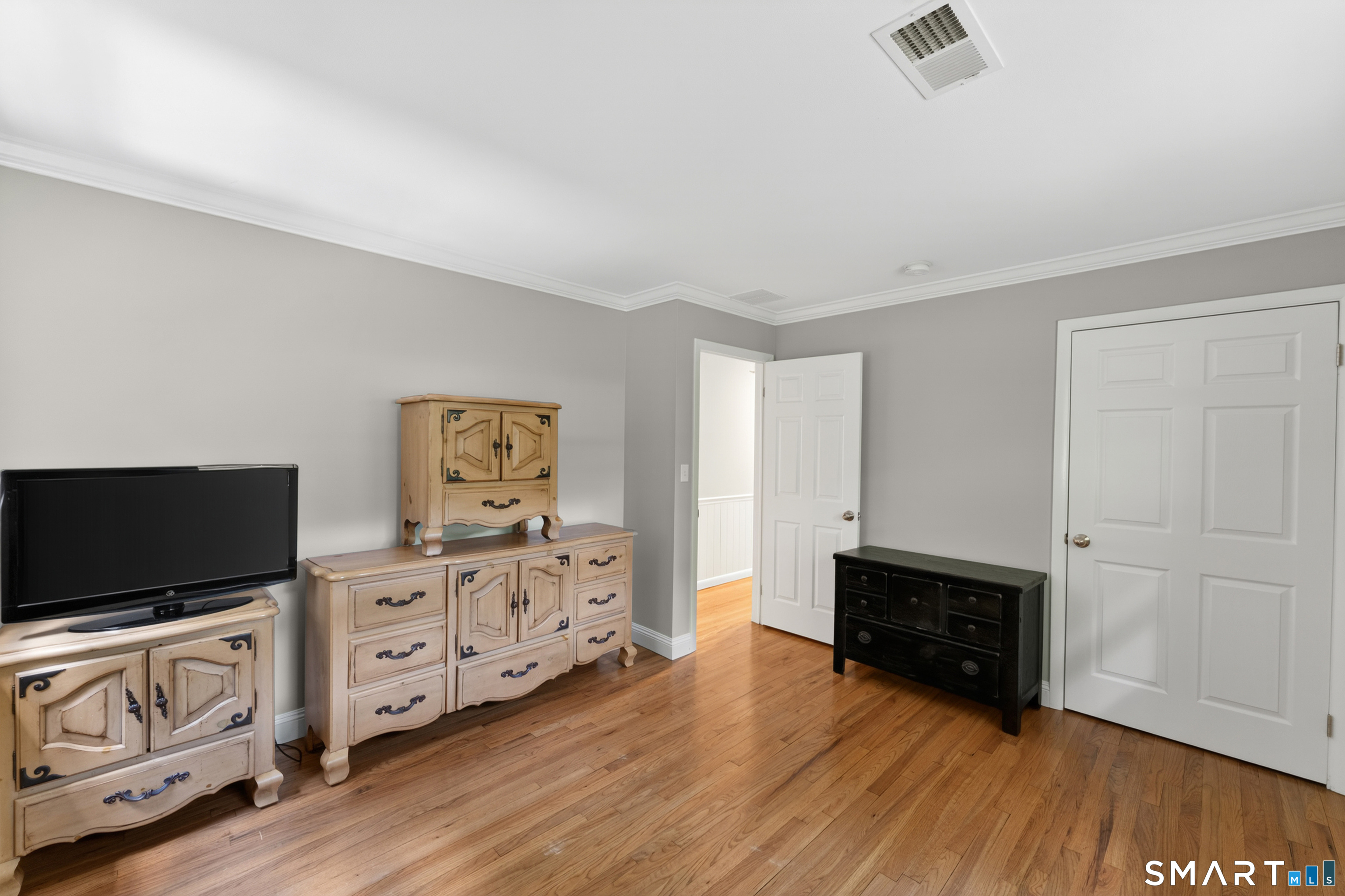 14 Deerfield Drive