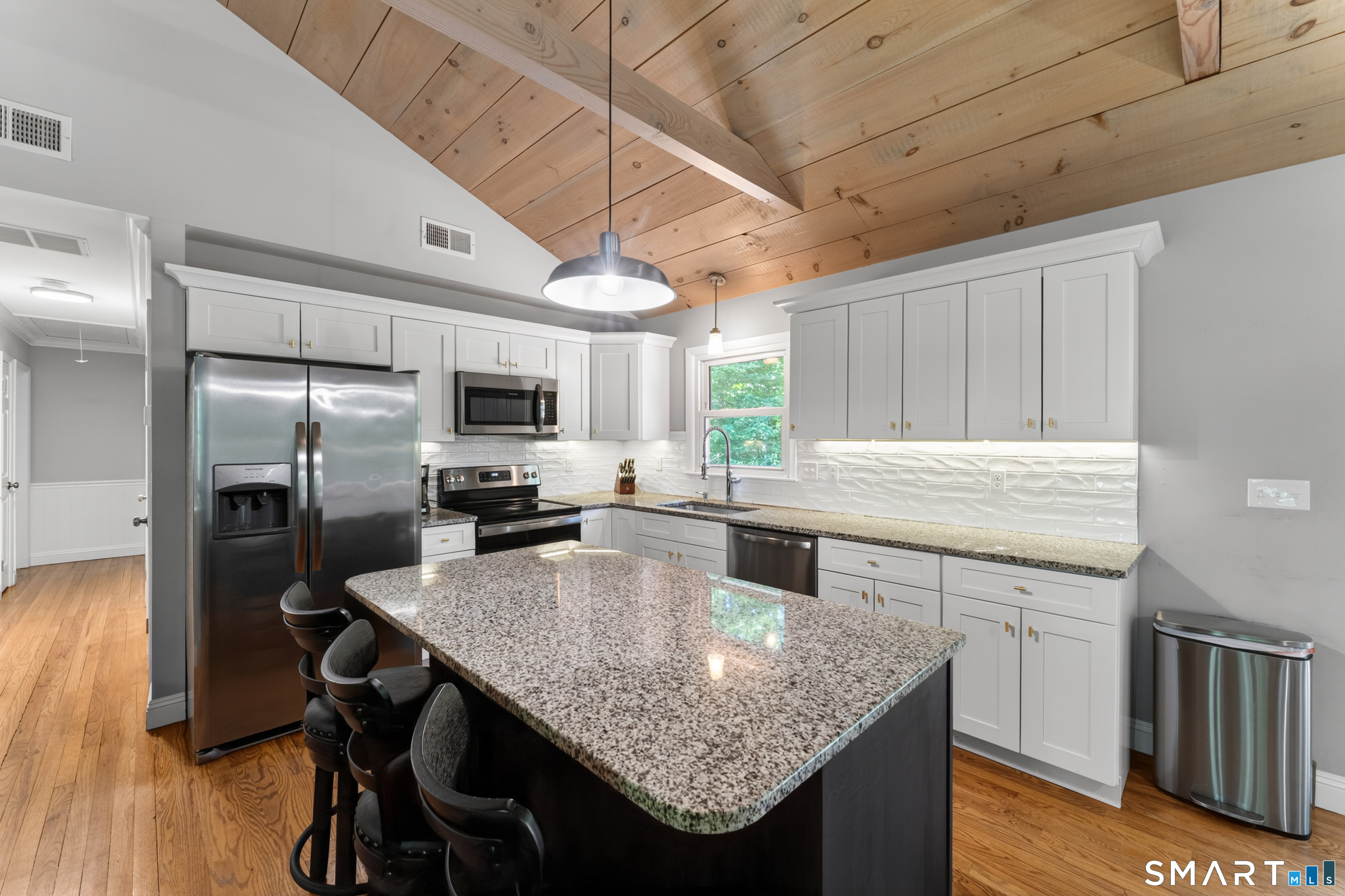 14 Deerfield Drive