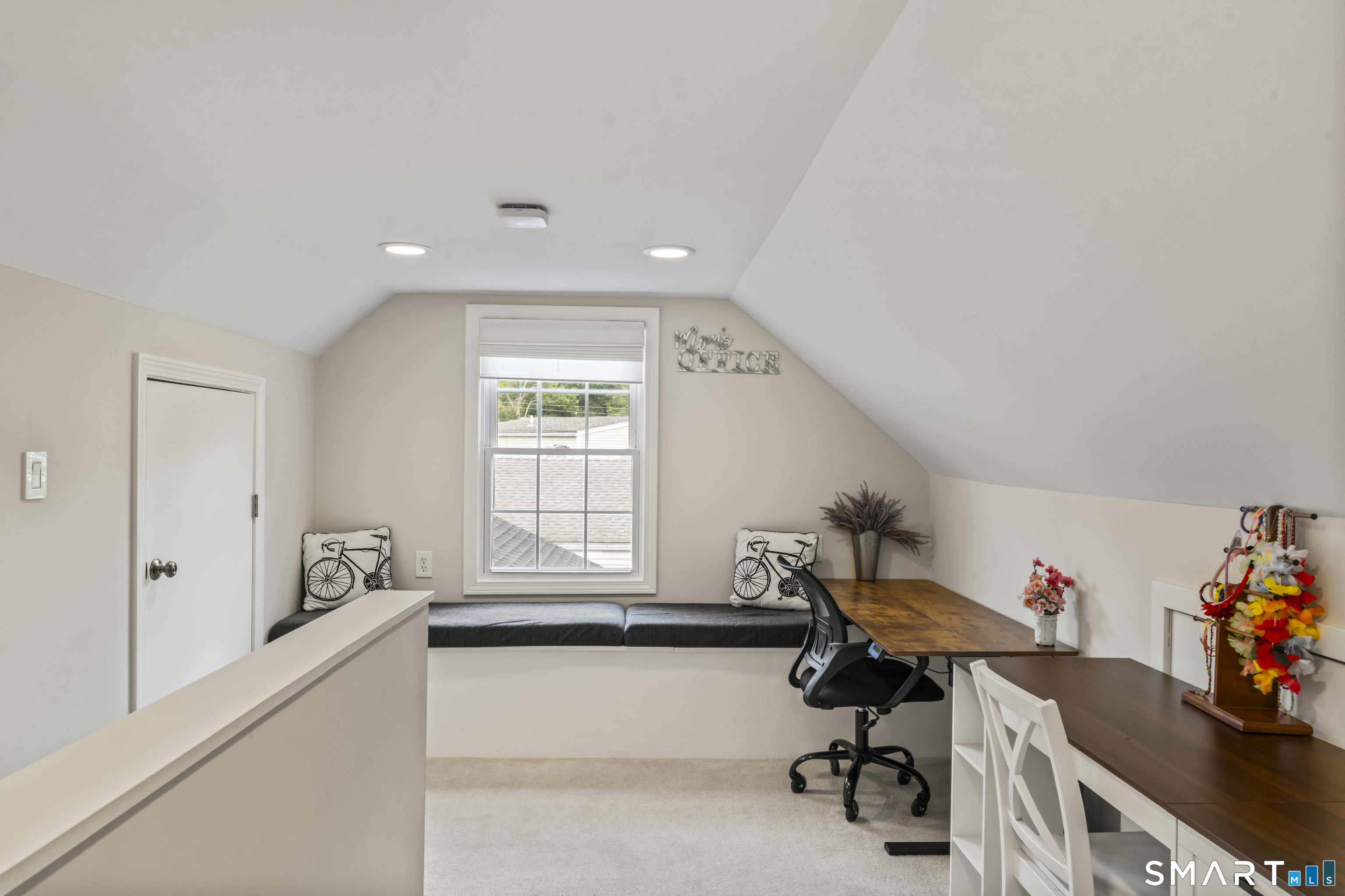 31 Bethpage Drive