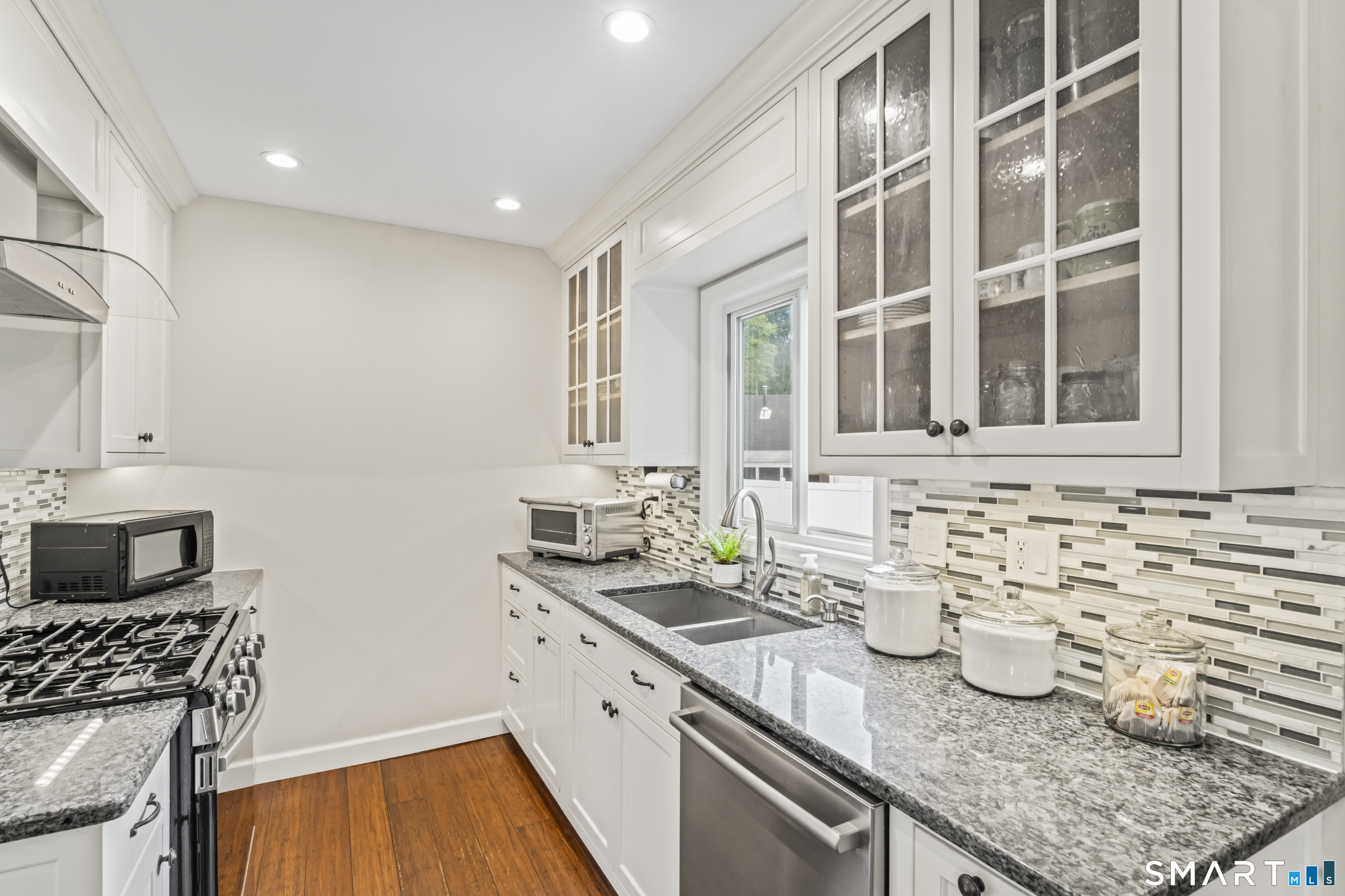 31 Bethpage Drive