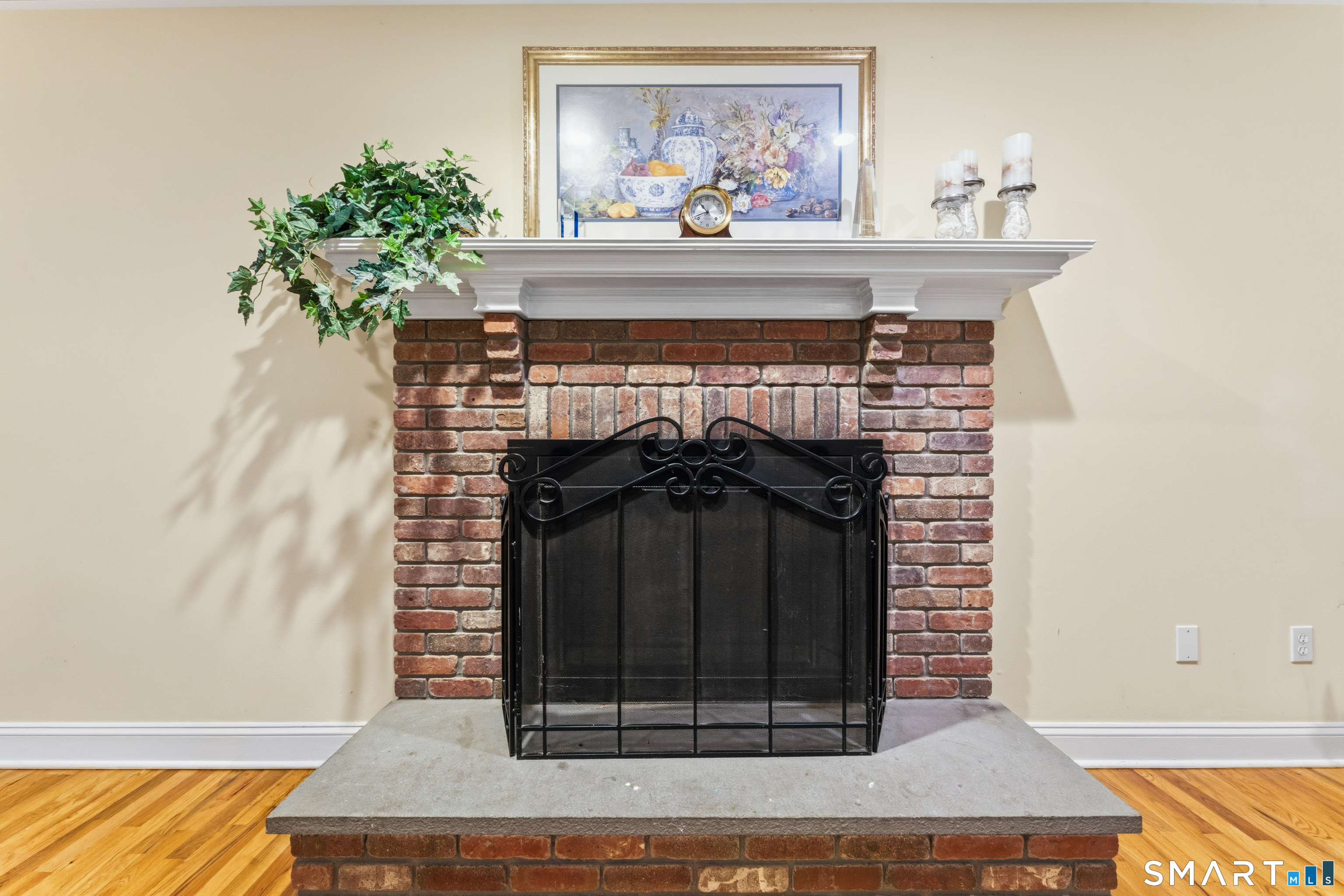 29 Narragansett Trail