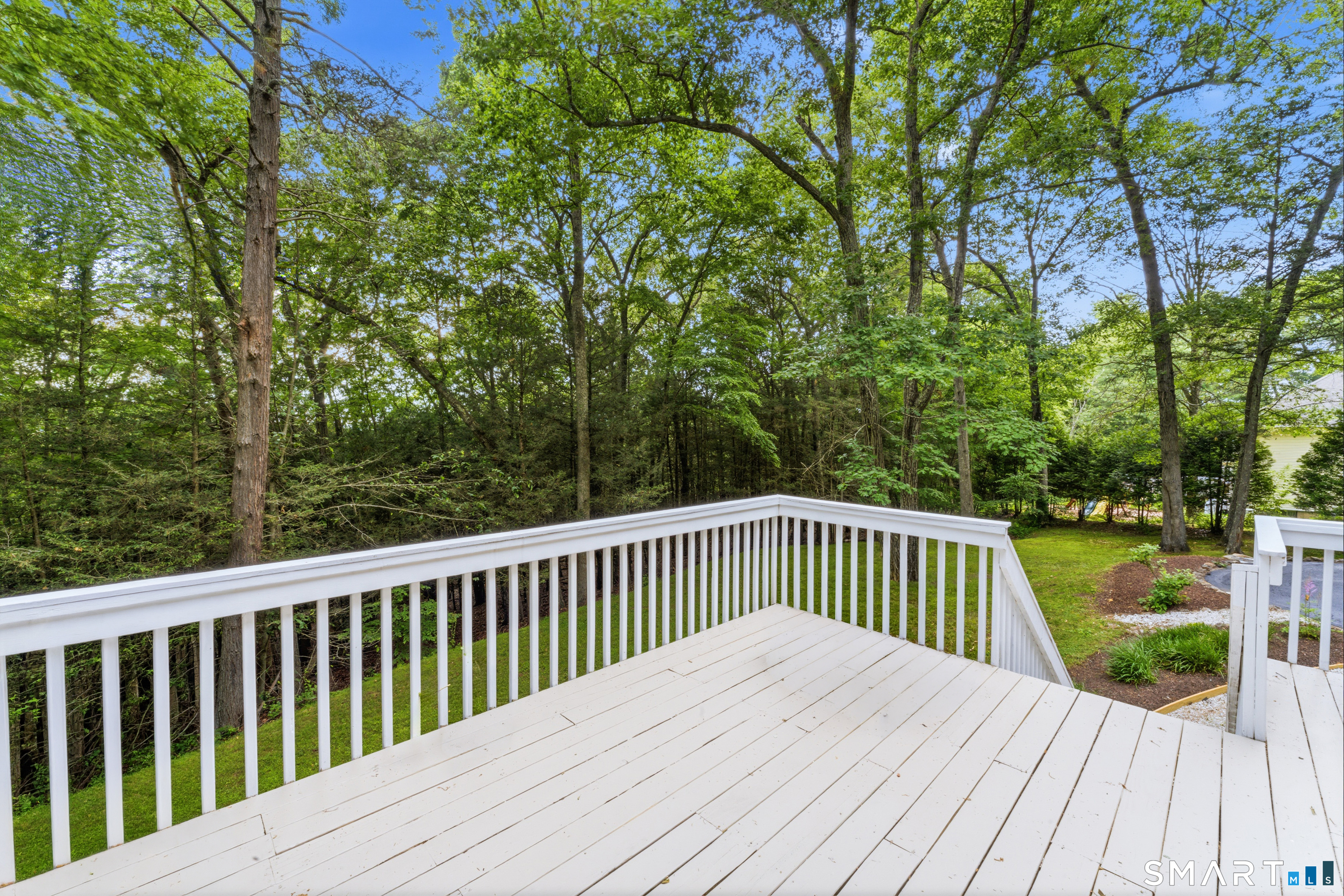 29 Narragansett Trail