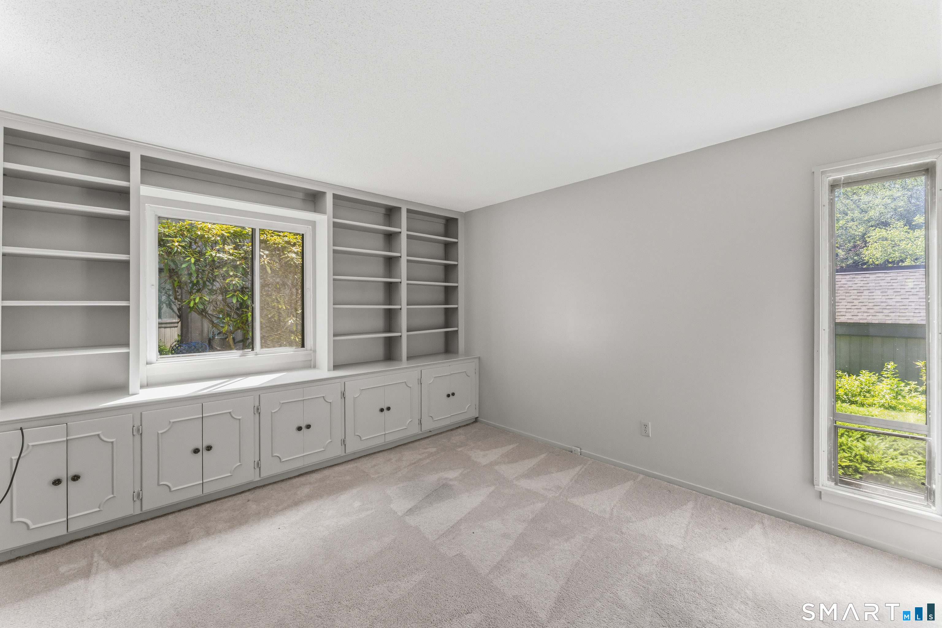 471 Heritage Village B