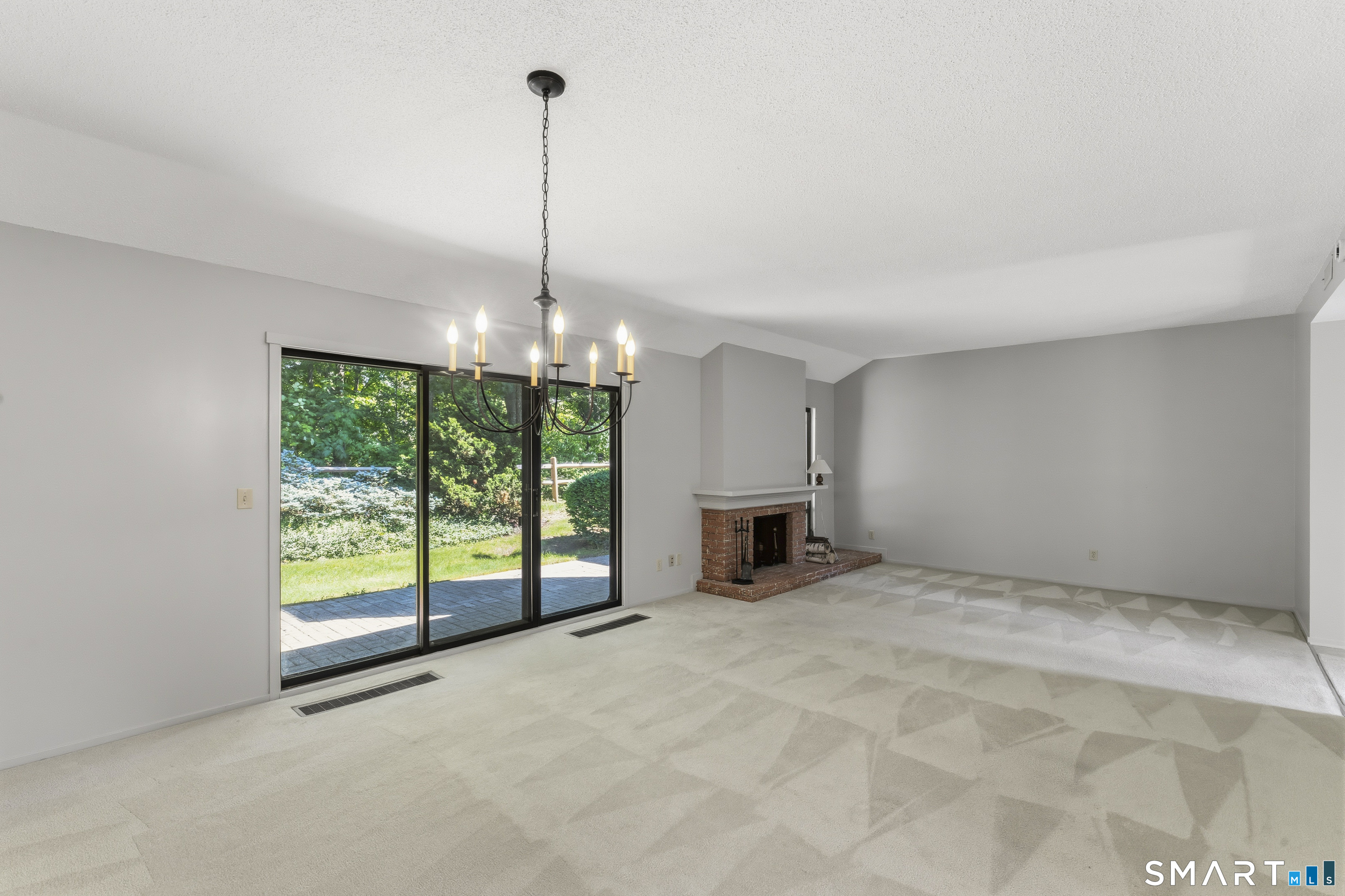 471 Heritage Village B