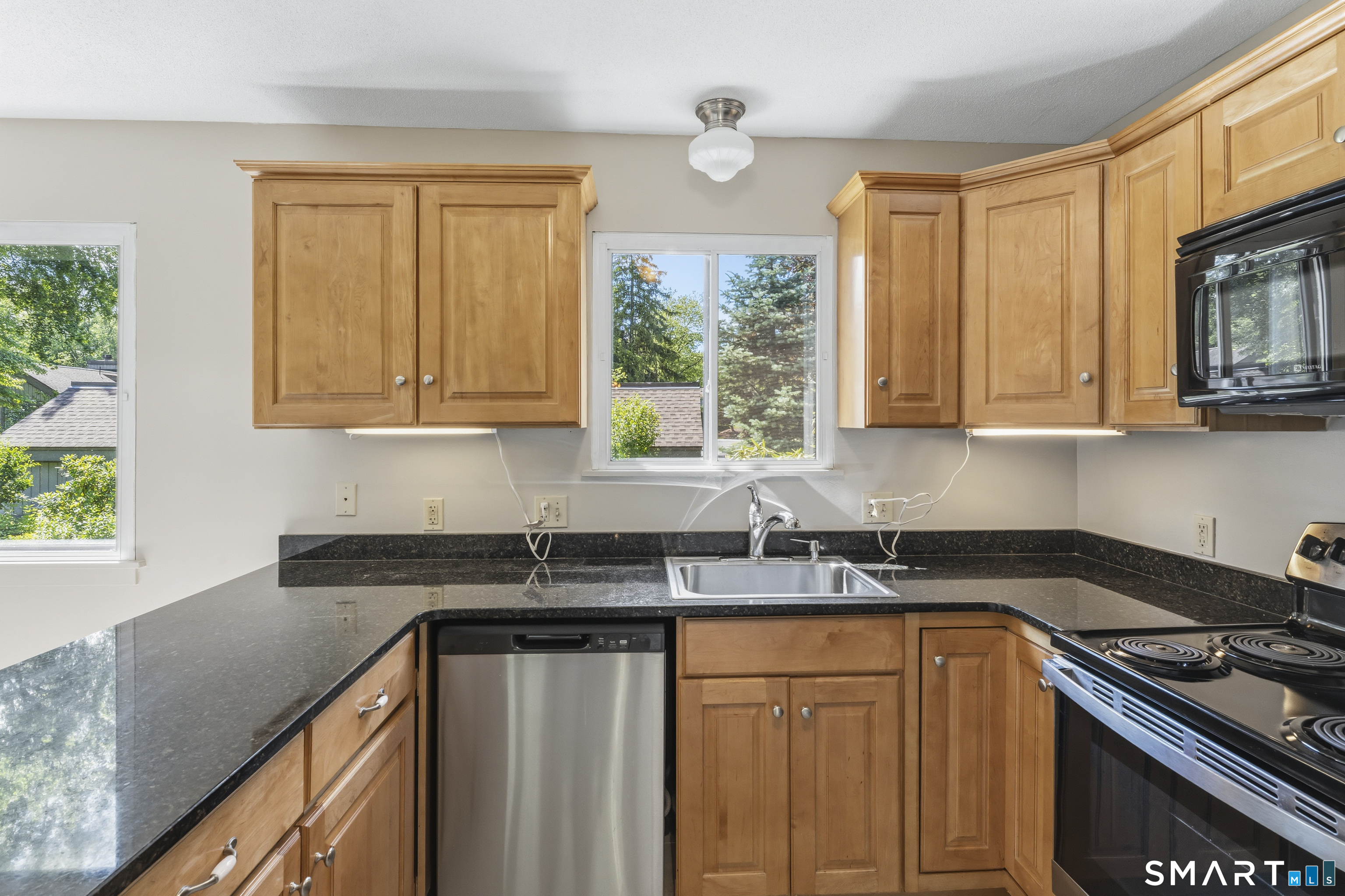 471 Heritage Village B
