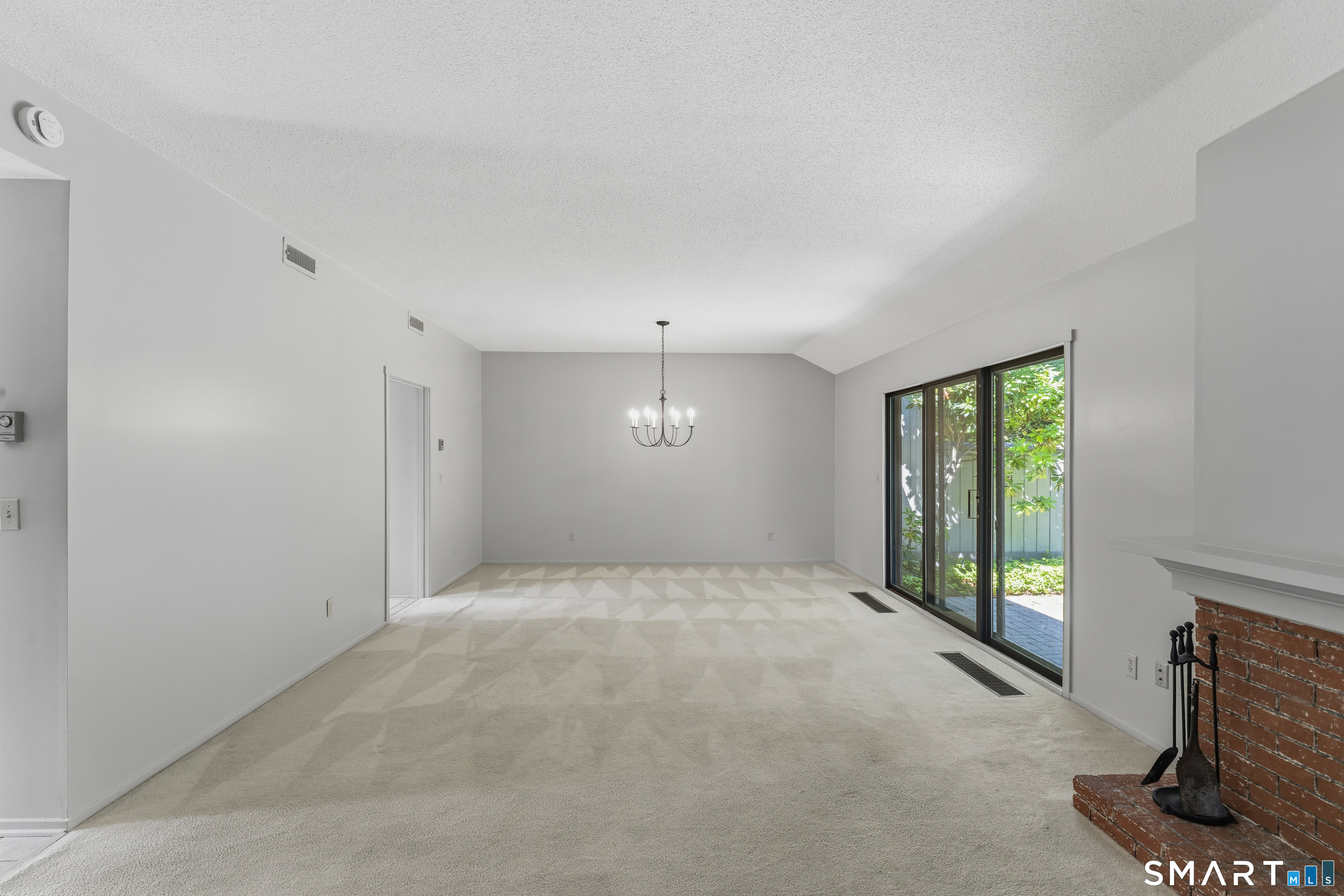 471 Heritage Village B