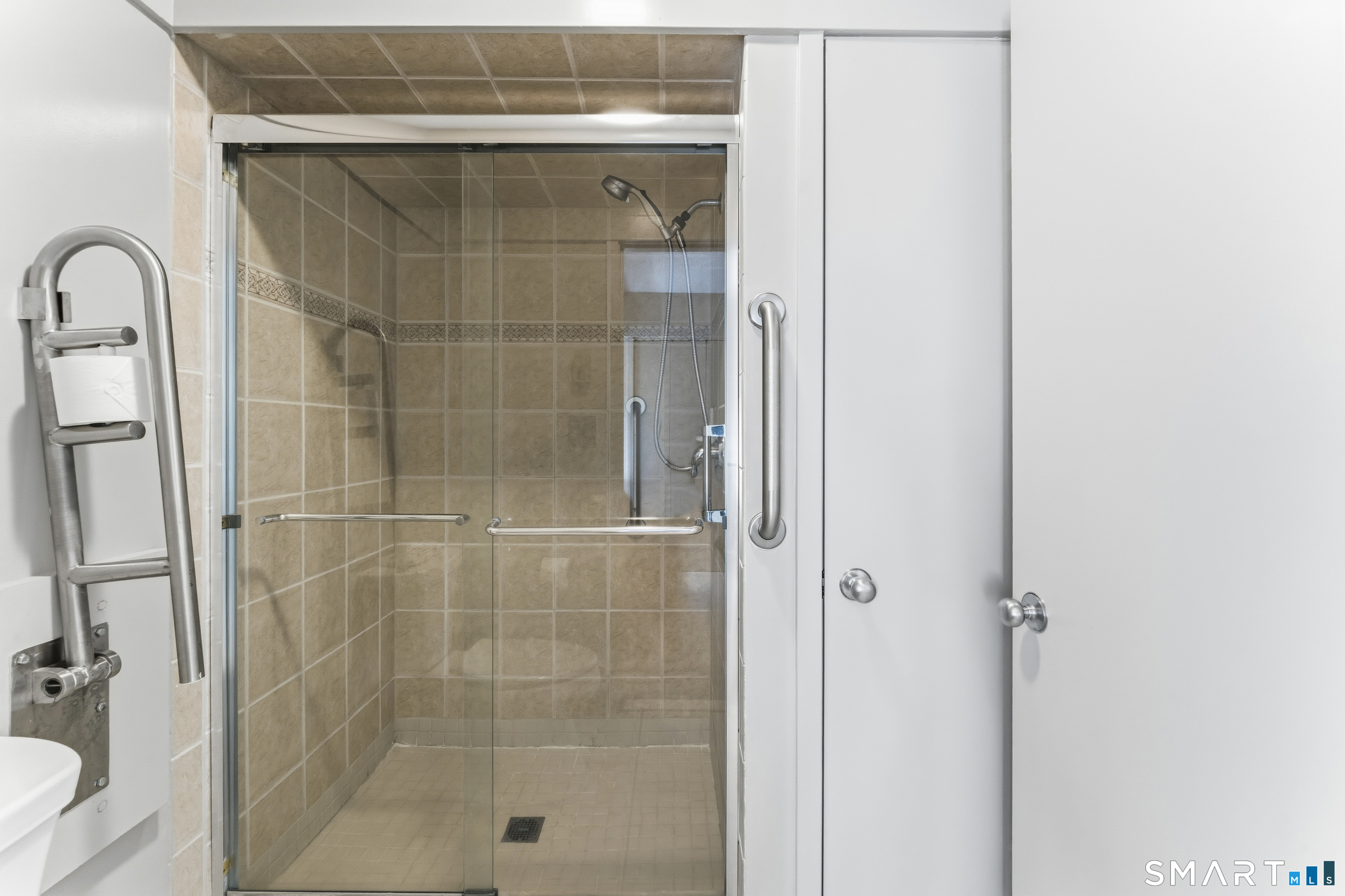 471 Heritage Village B
