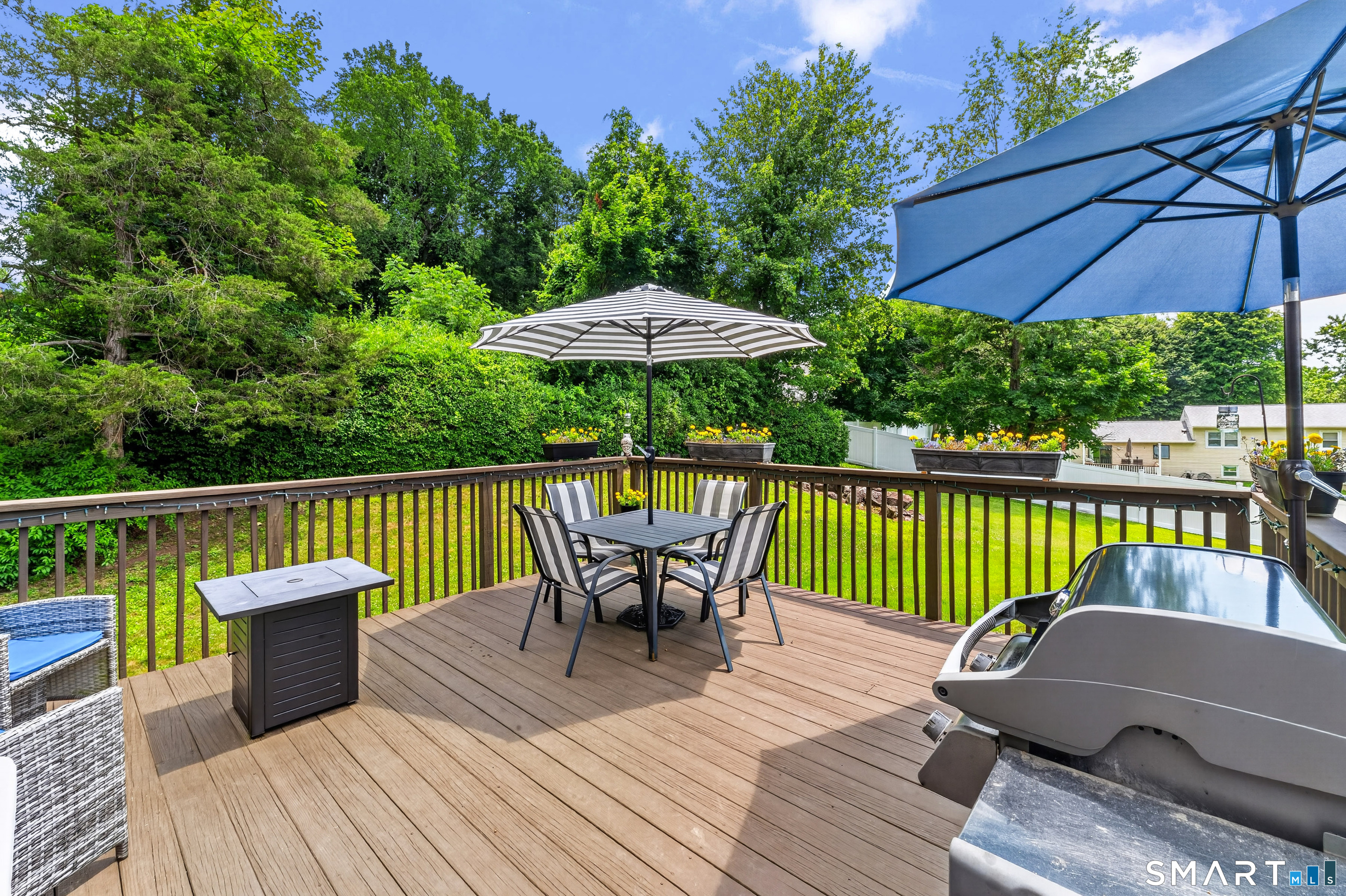 12 Quaker Ridge Road
