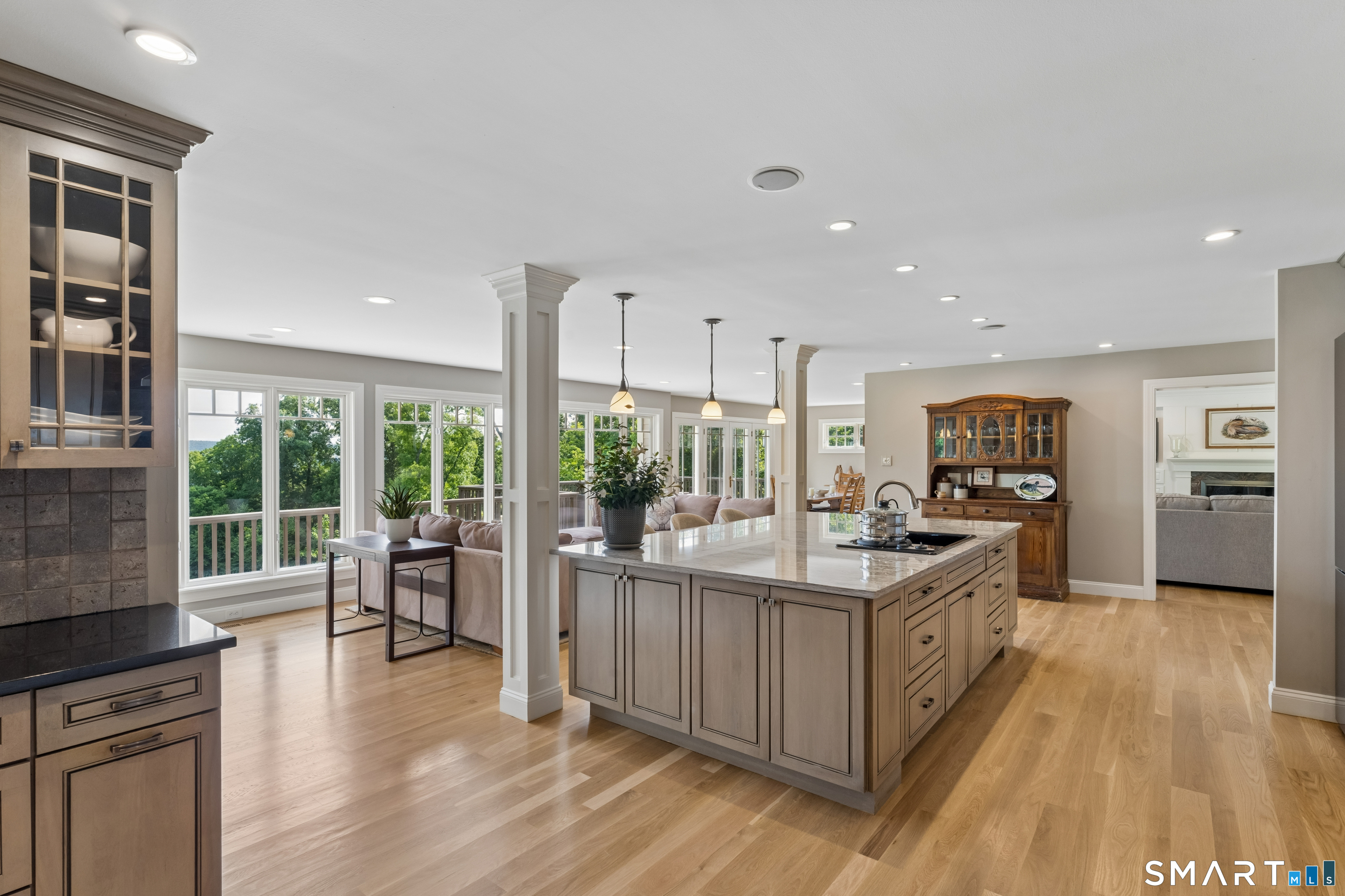 8 Horseshoe Ridge Road