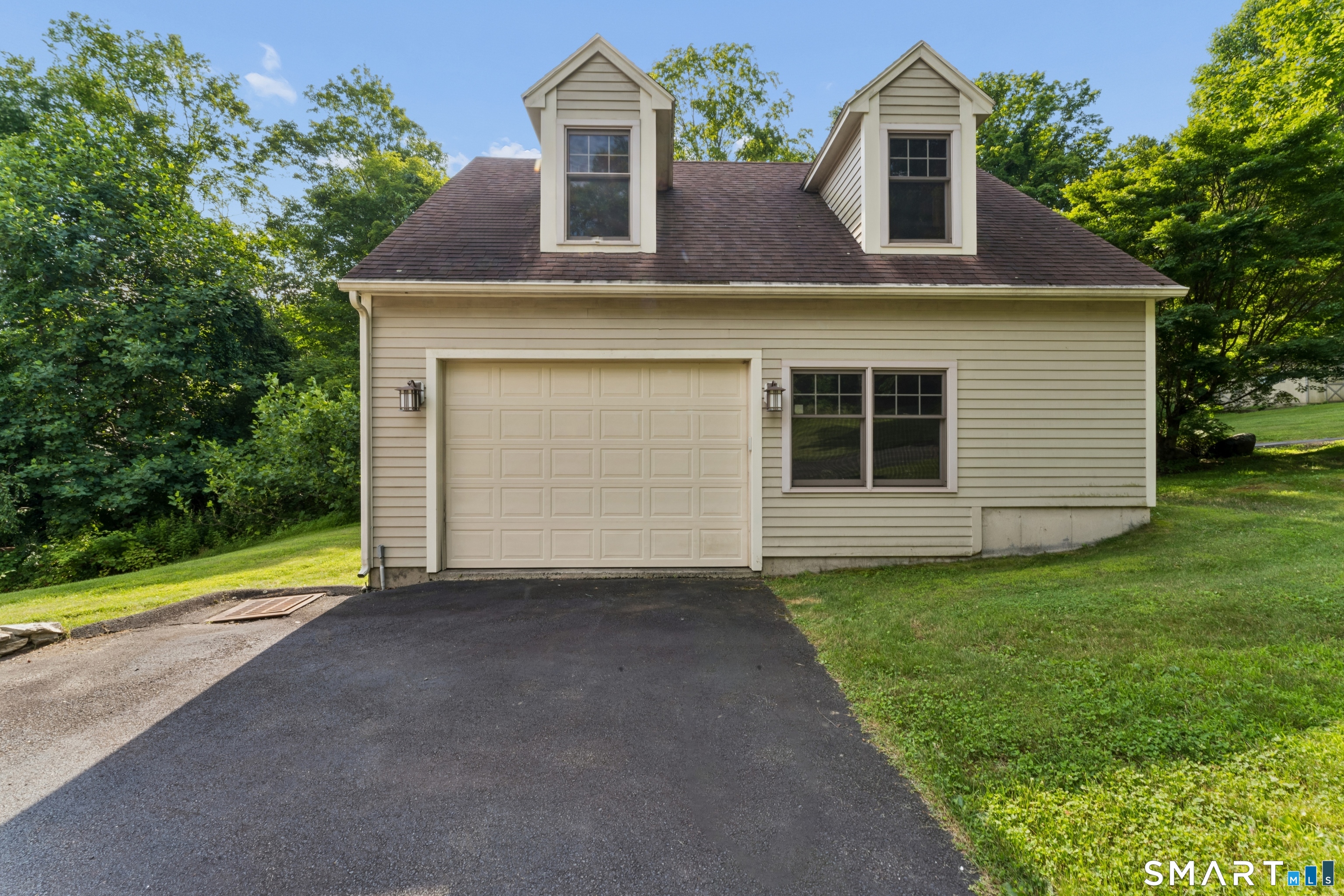 8 Horseshoe Ridge Road