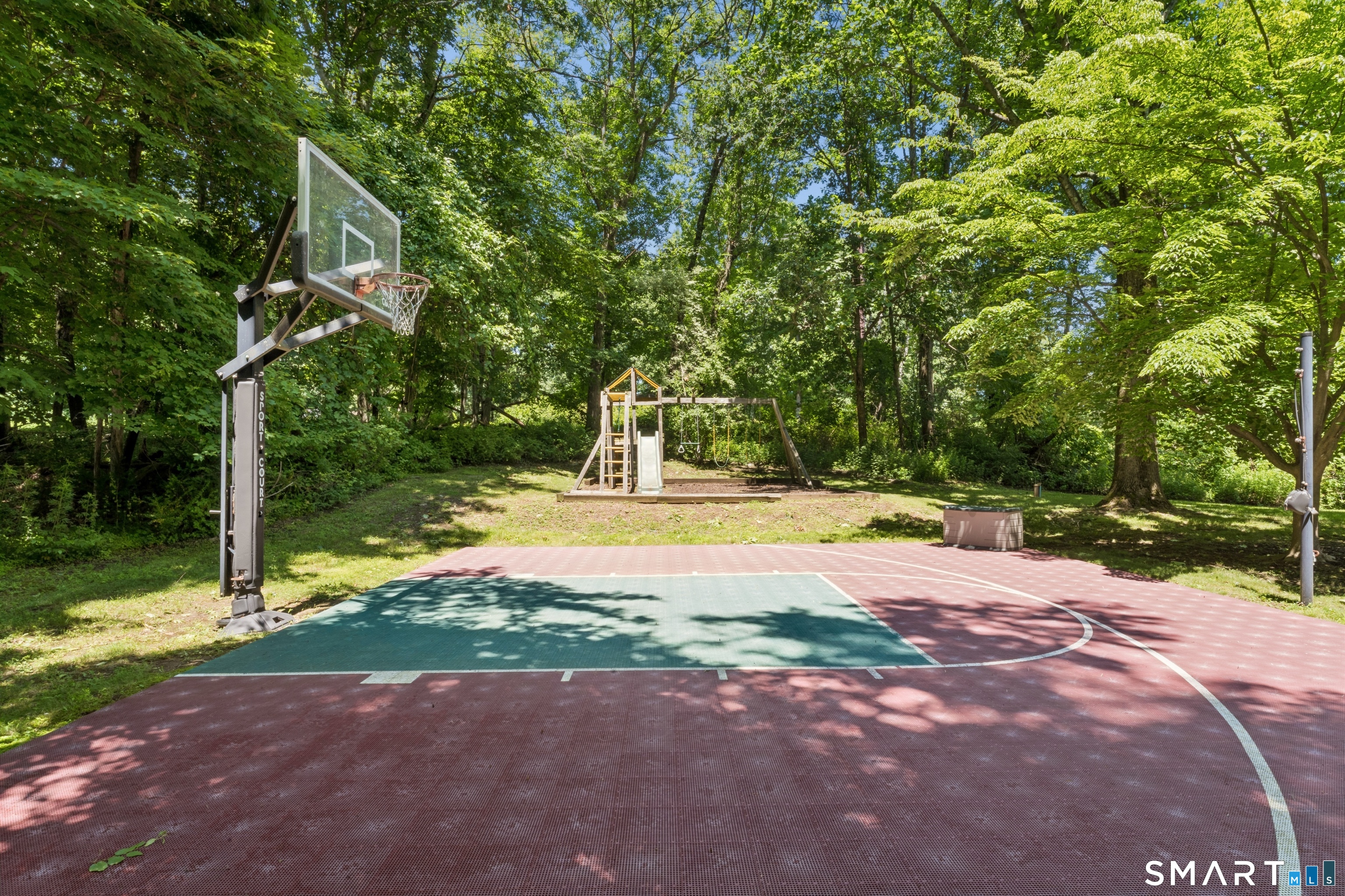 10 Ferris Road
