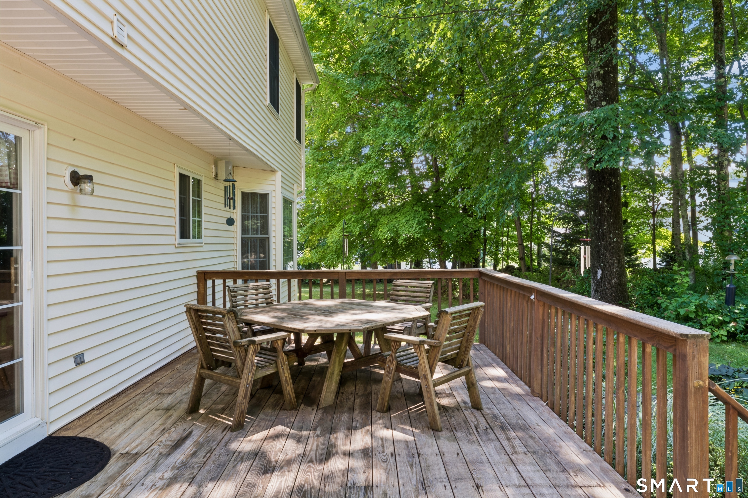 10 Ferris Road