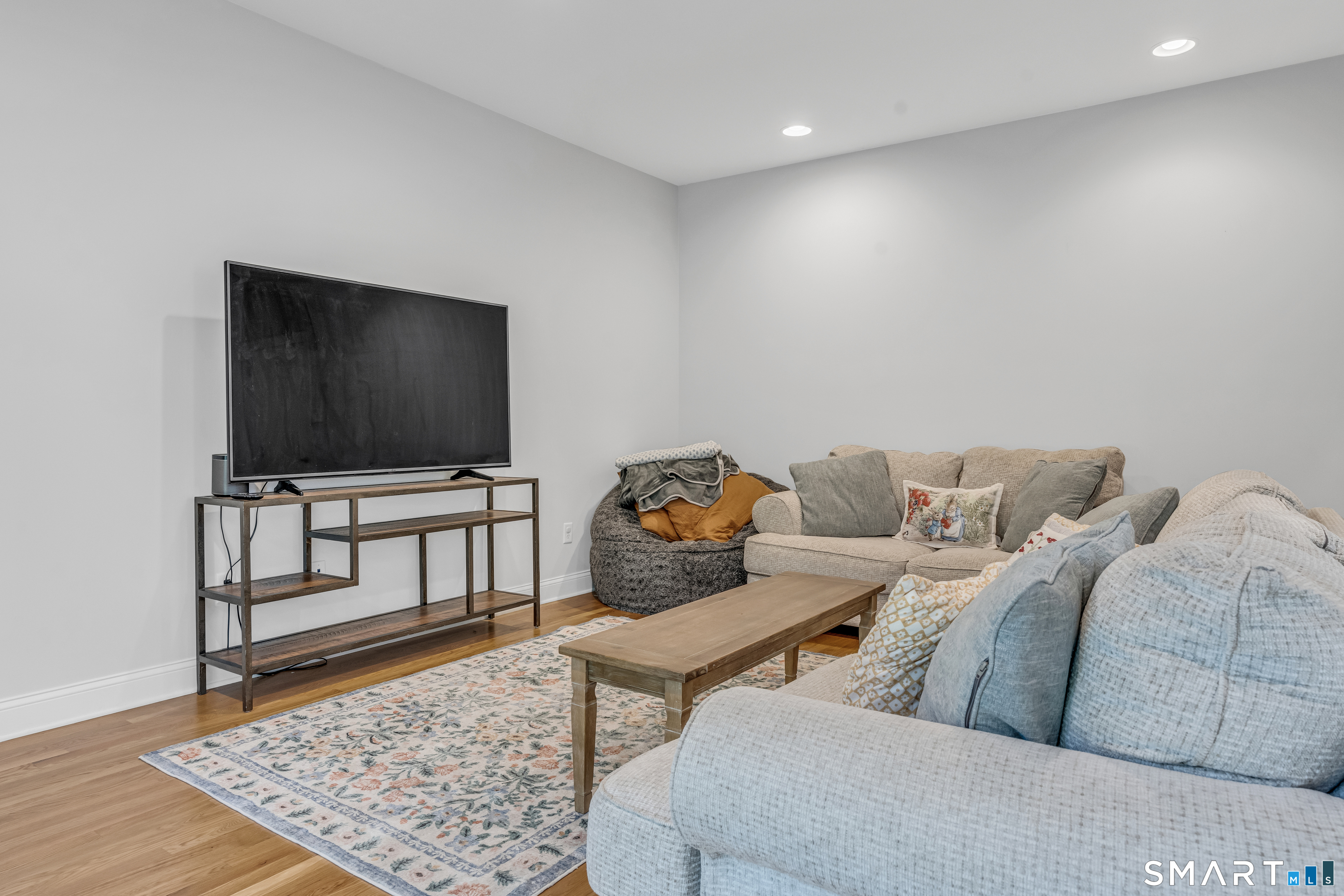 34 Copper Square Drive Unit: 34