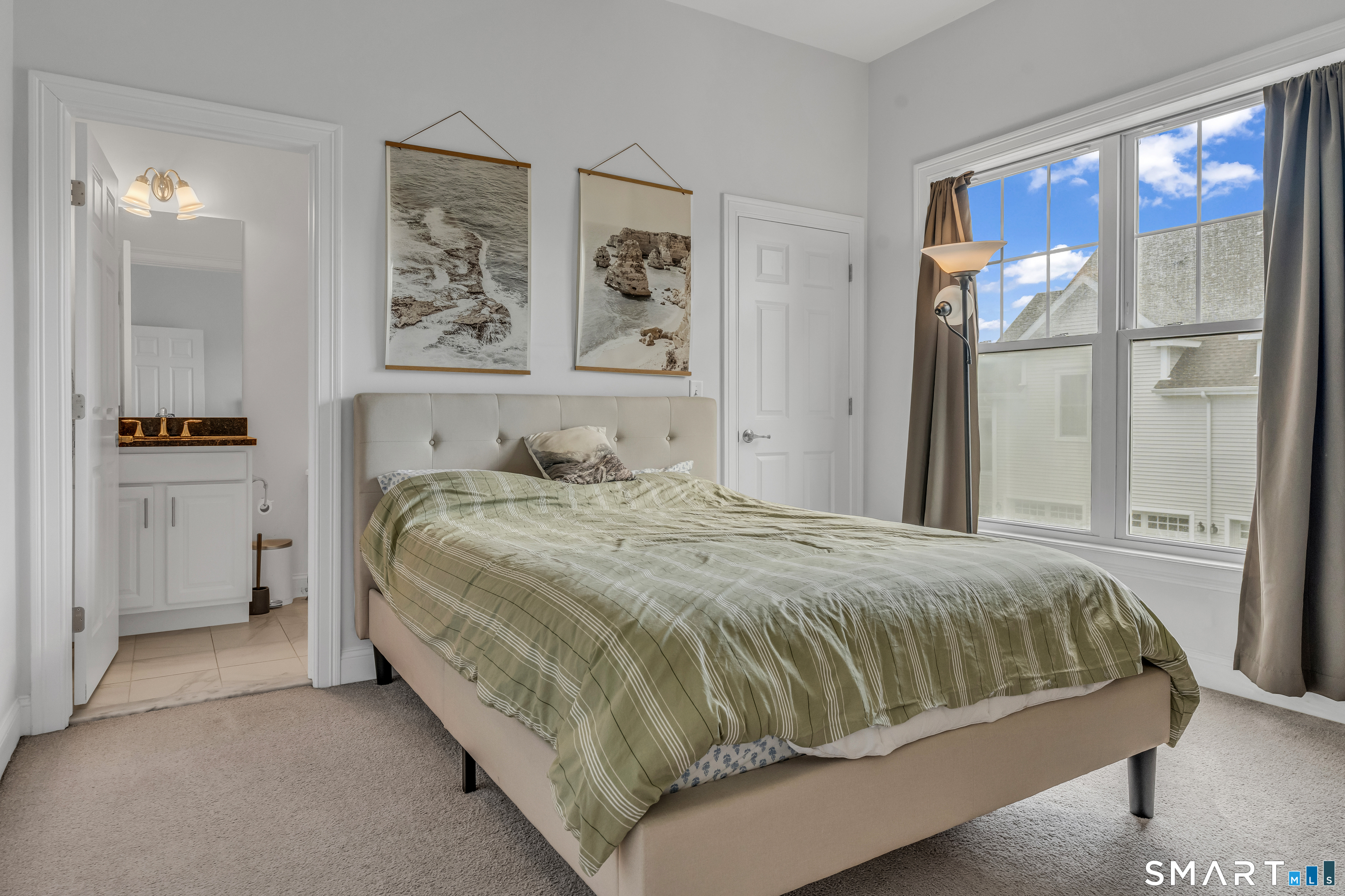 34 Copper Square Drive Unit: 34
