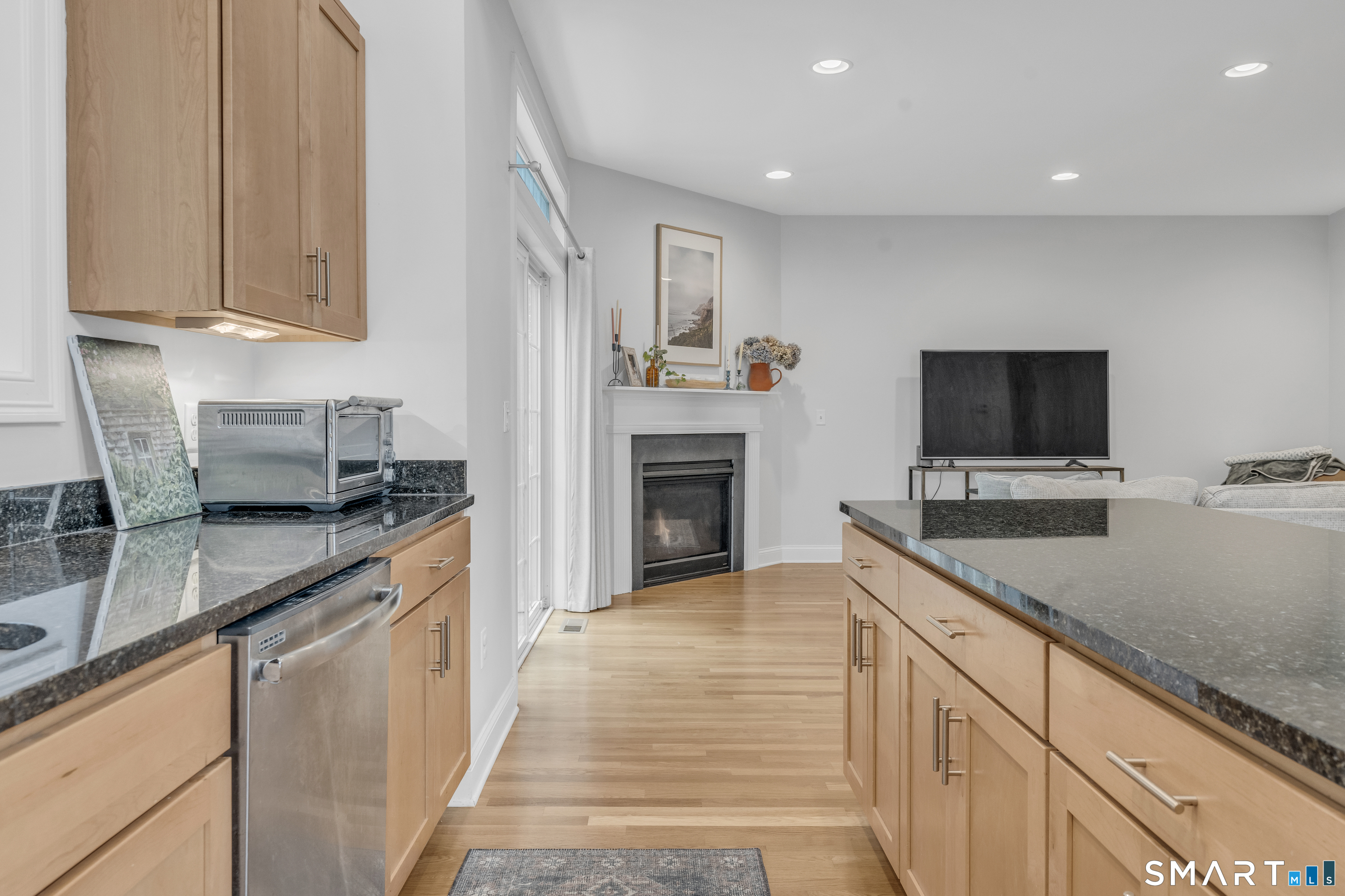 34 Copper Square Drive Unit: 34
