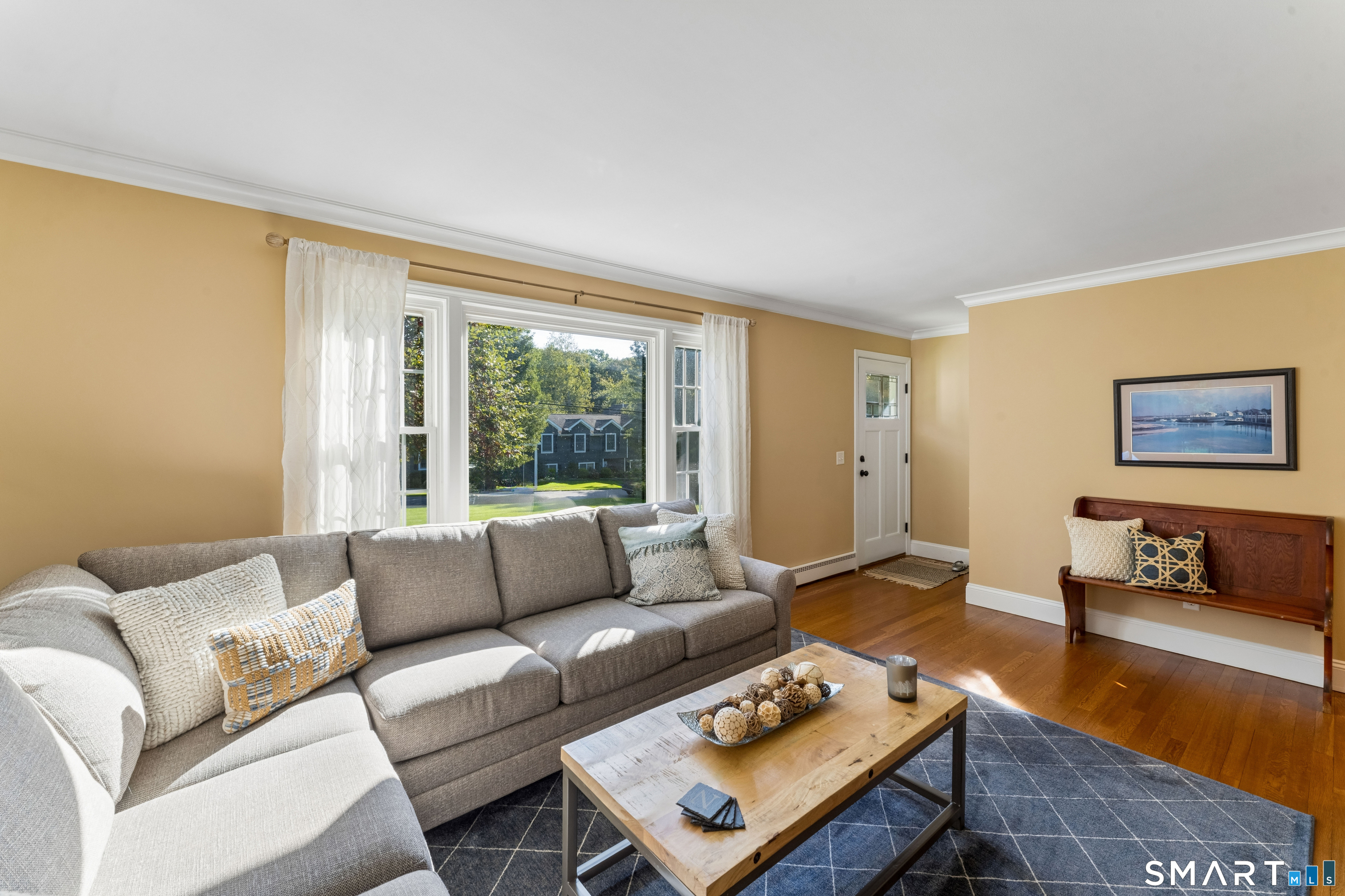 14 Redwood Drive