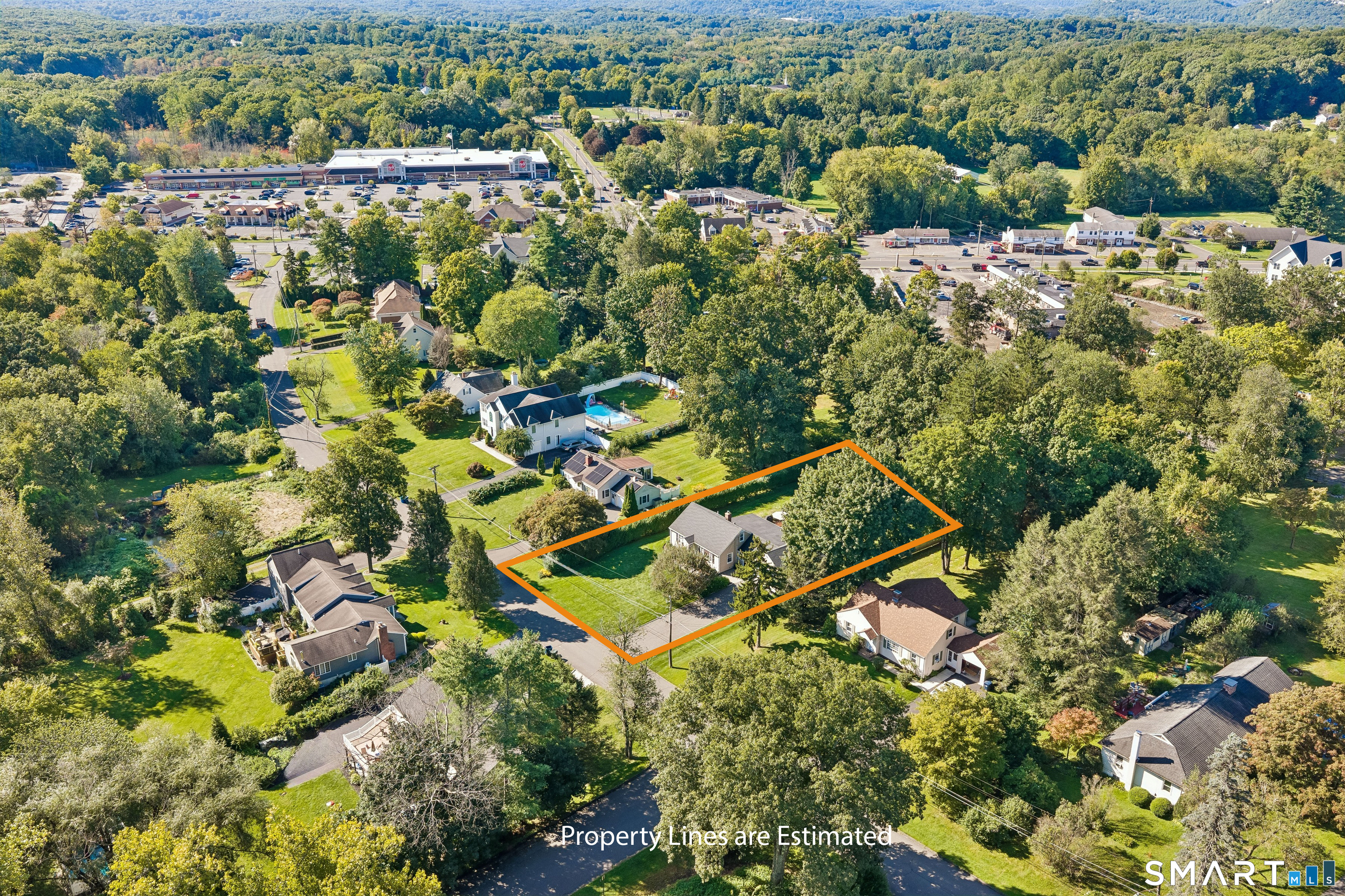 14 Redwood Drive
