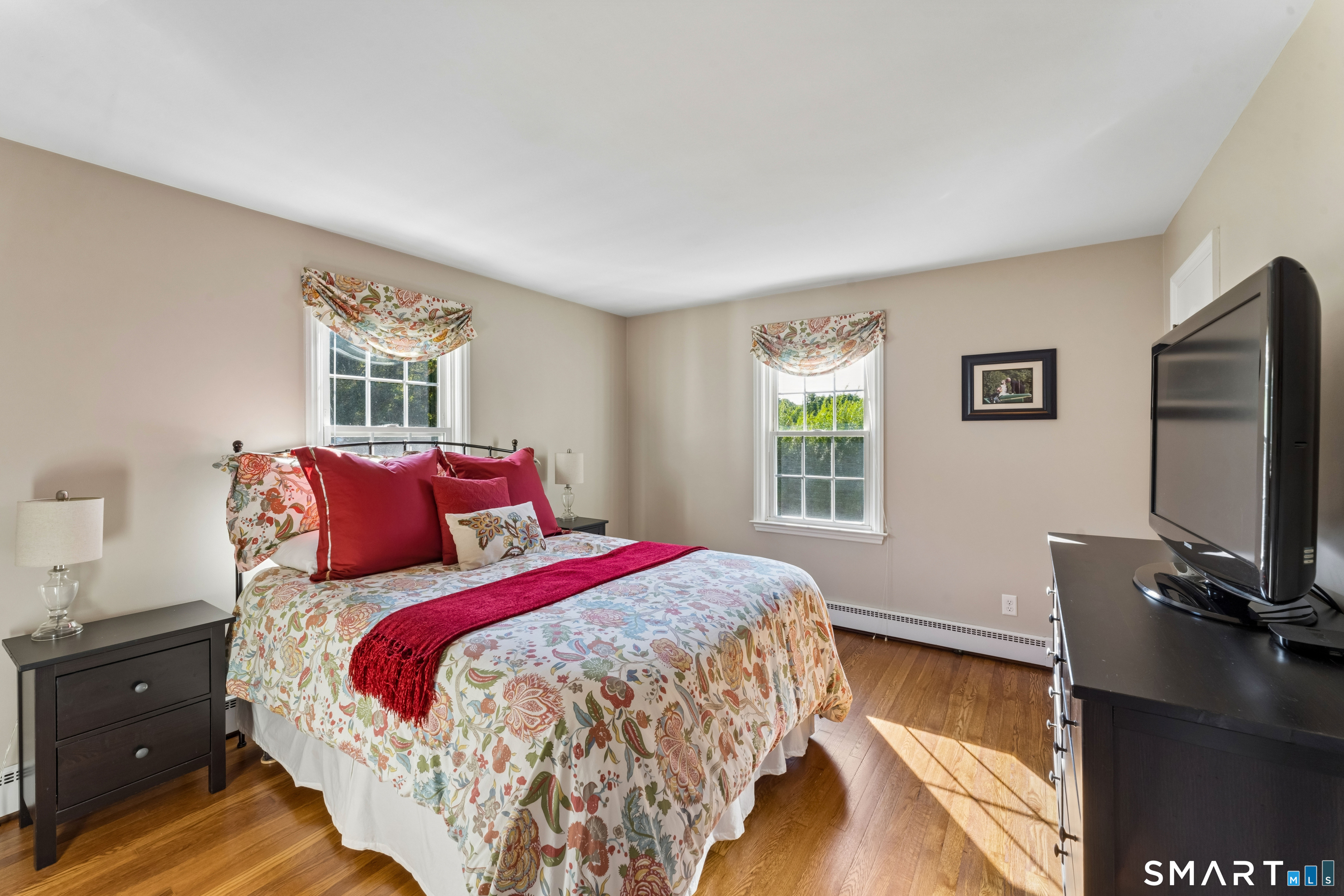 14 Redwood Drive