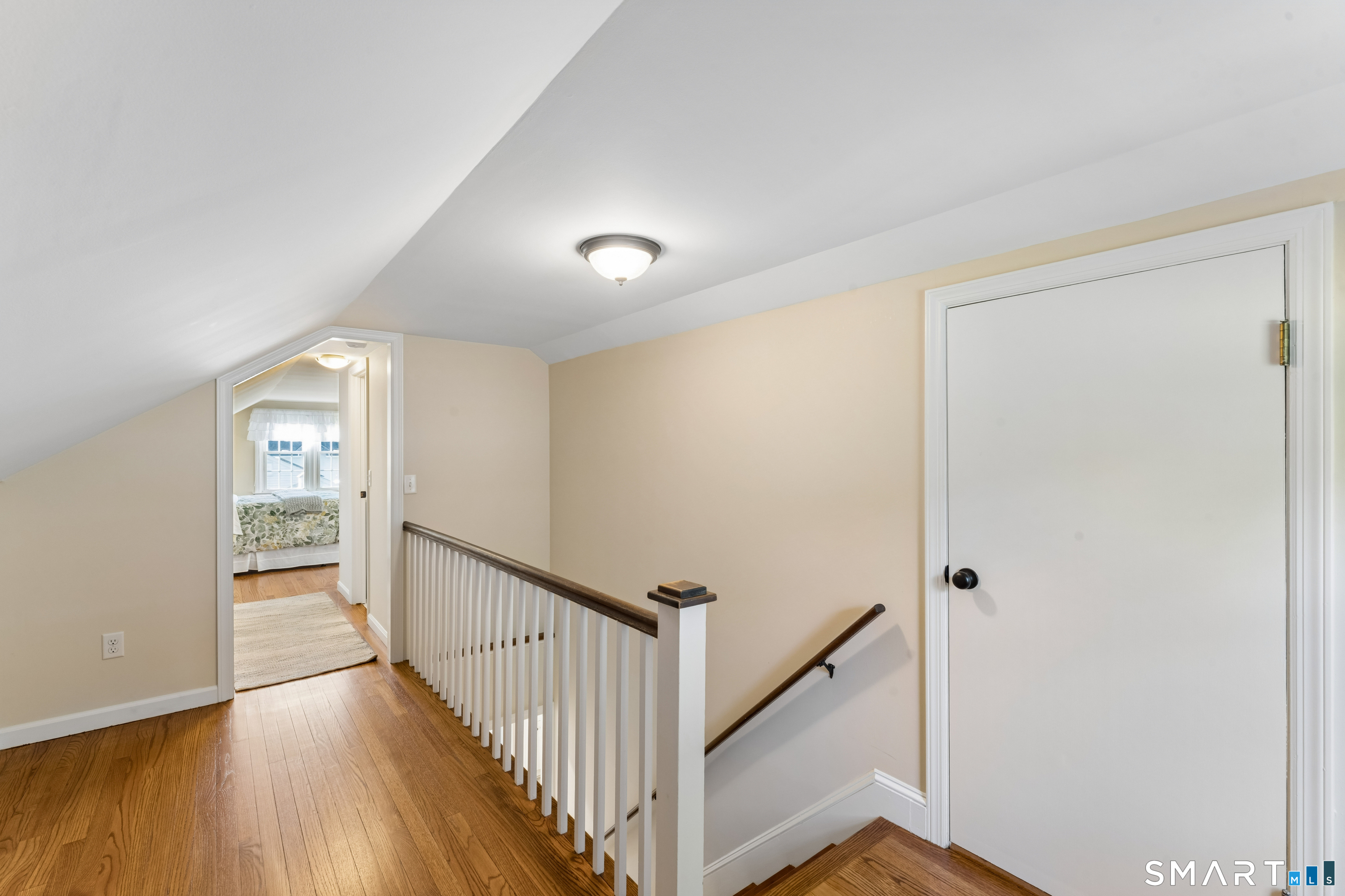 14 Redwood Drive