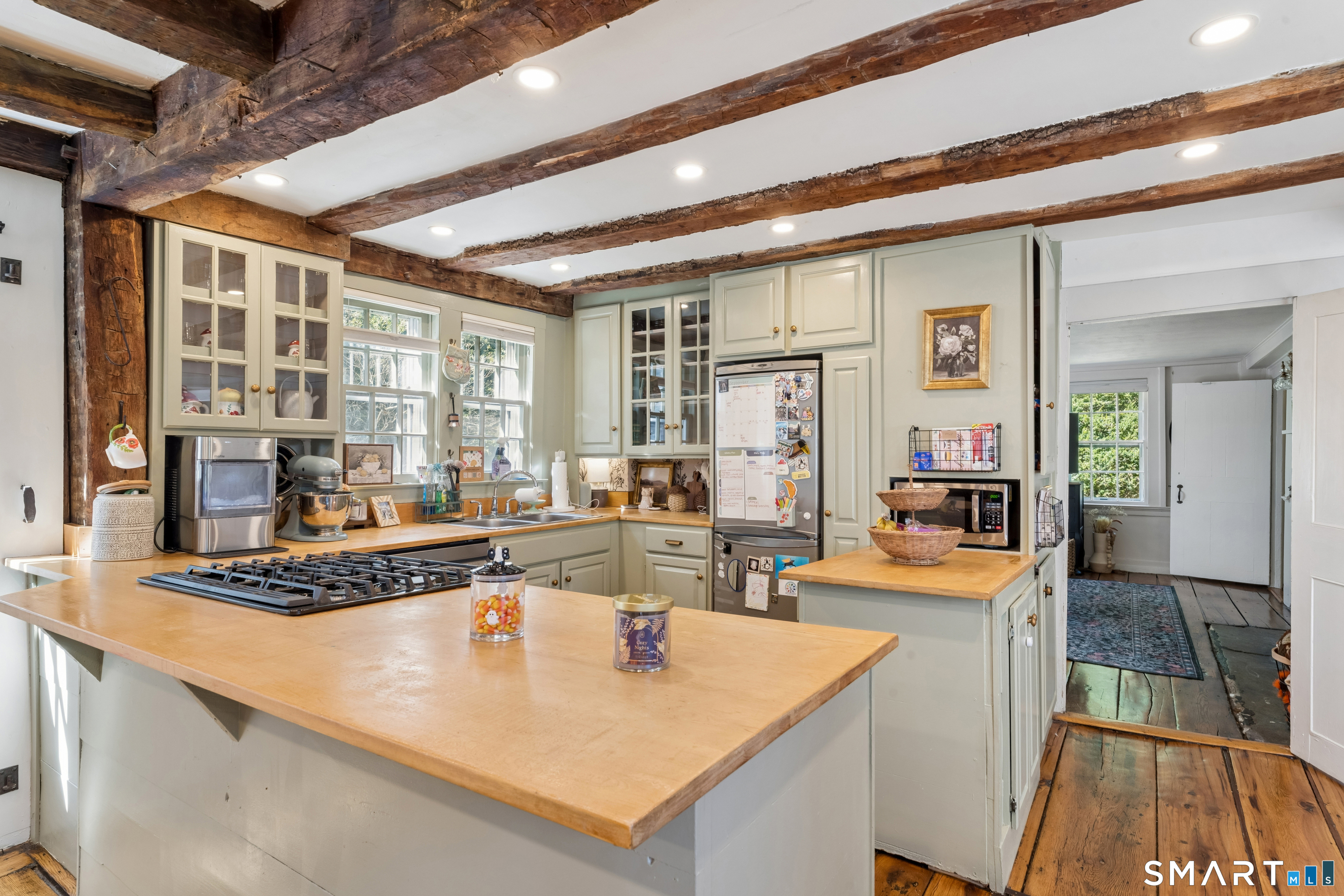 846 Southford Road